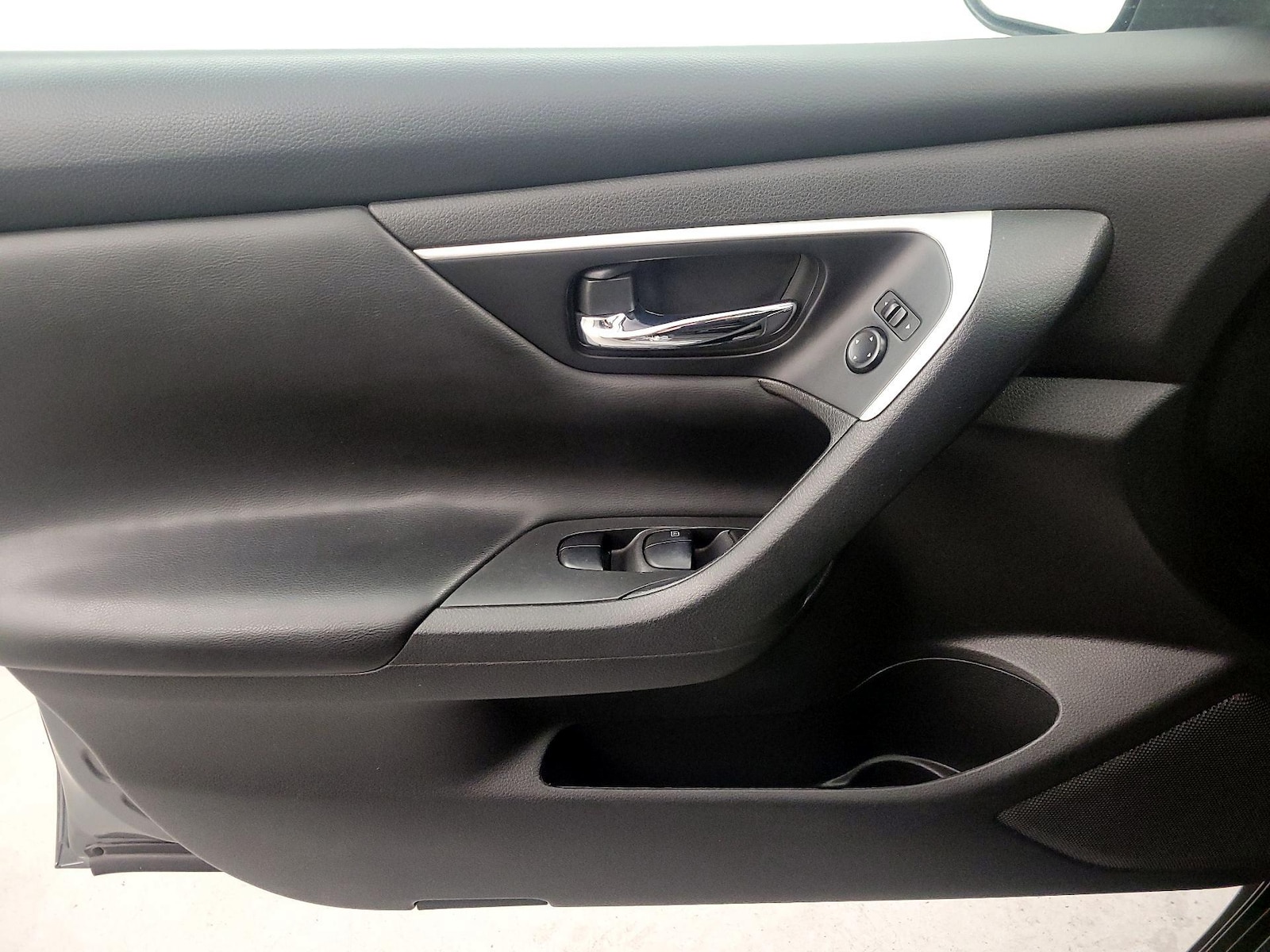 2016 Nissan Altima S - Photo 13