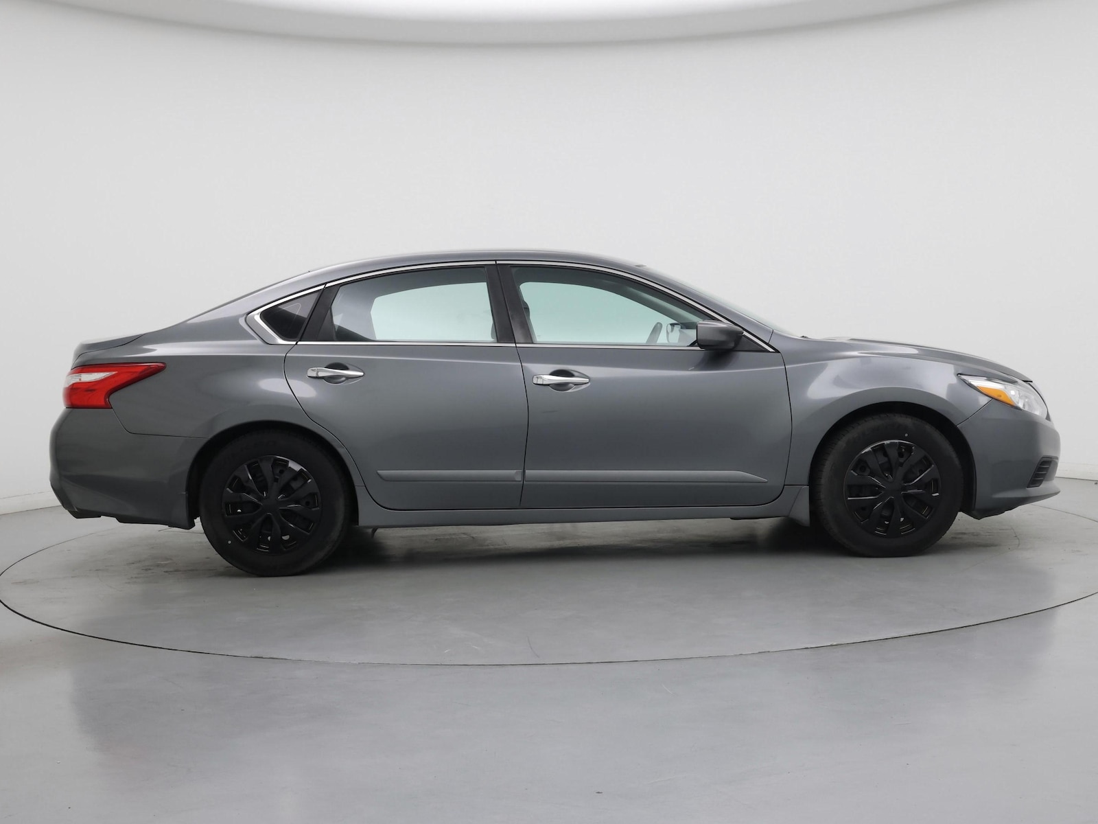 2016 Nissan Altima S - Photo 8