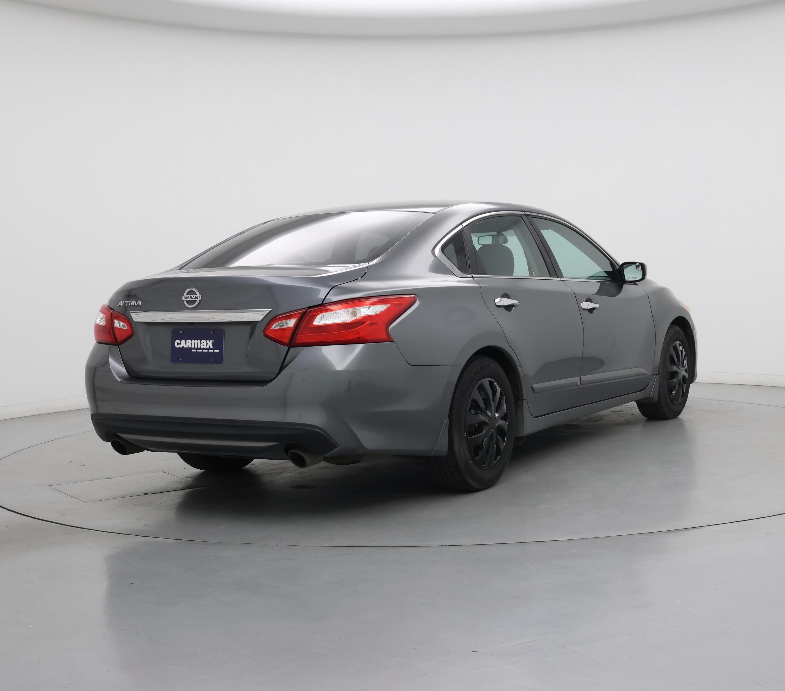Thumbnail: 2016 Nissan Altima - 8