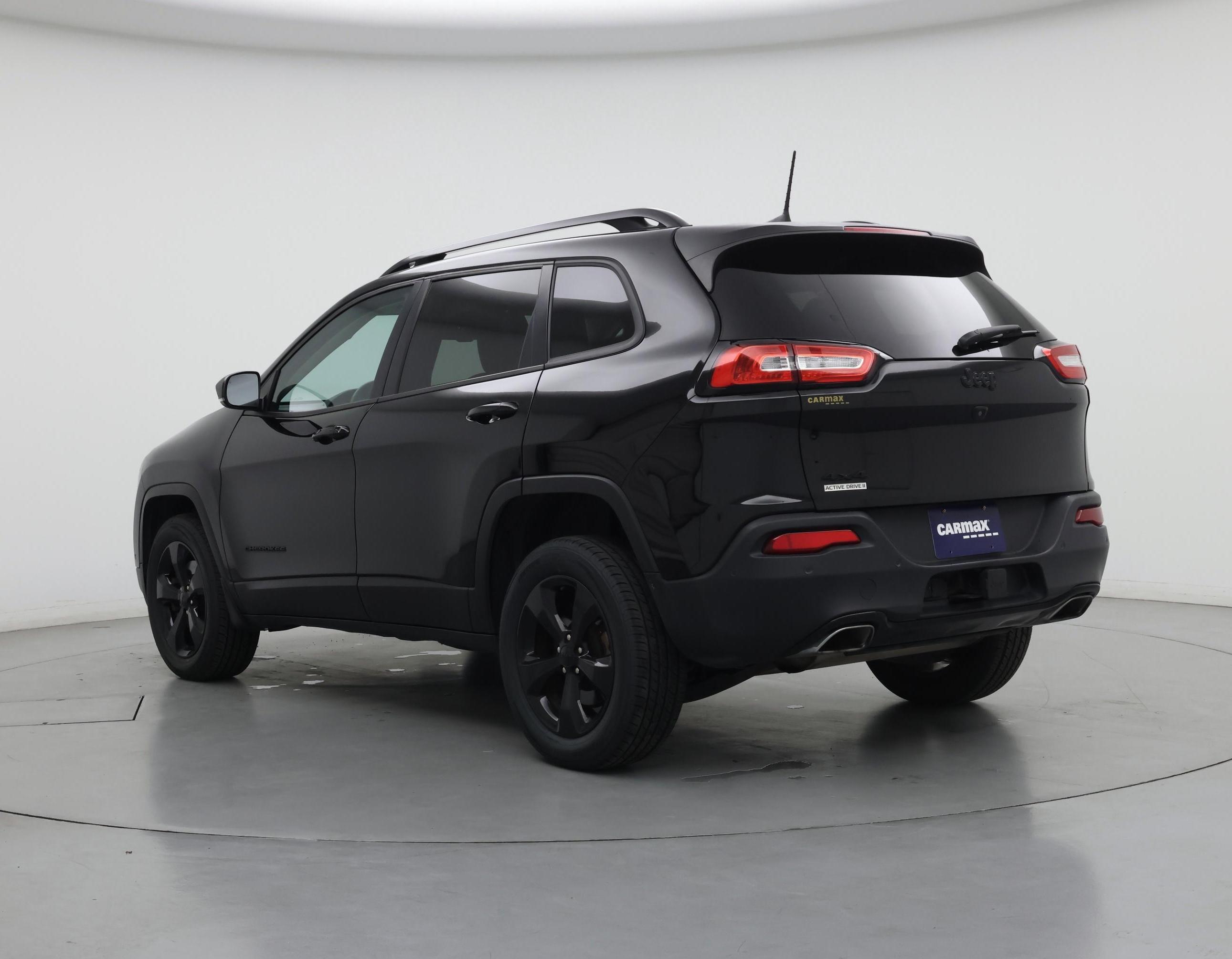 Thumbnail: 2017 Jeep Cherokee - 2