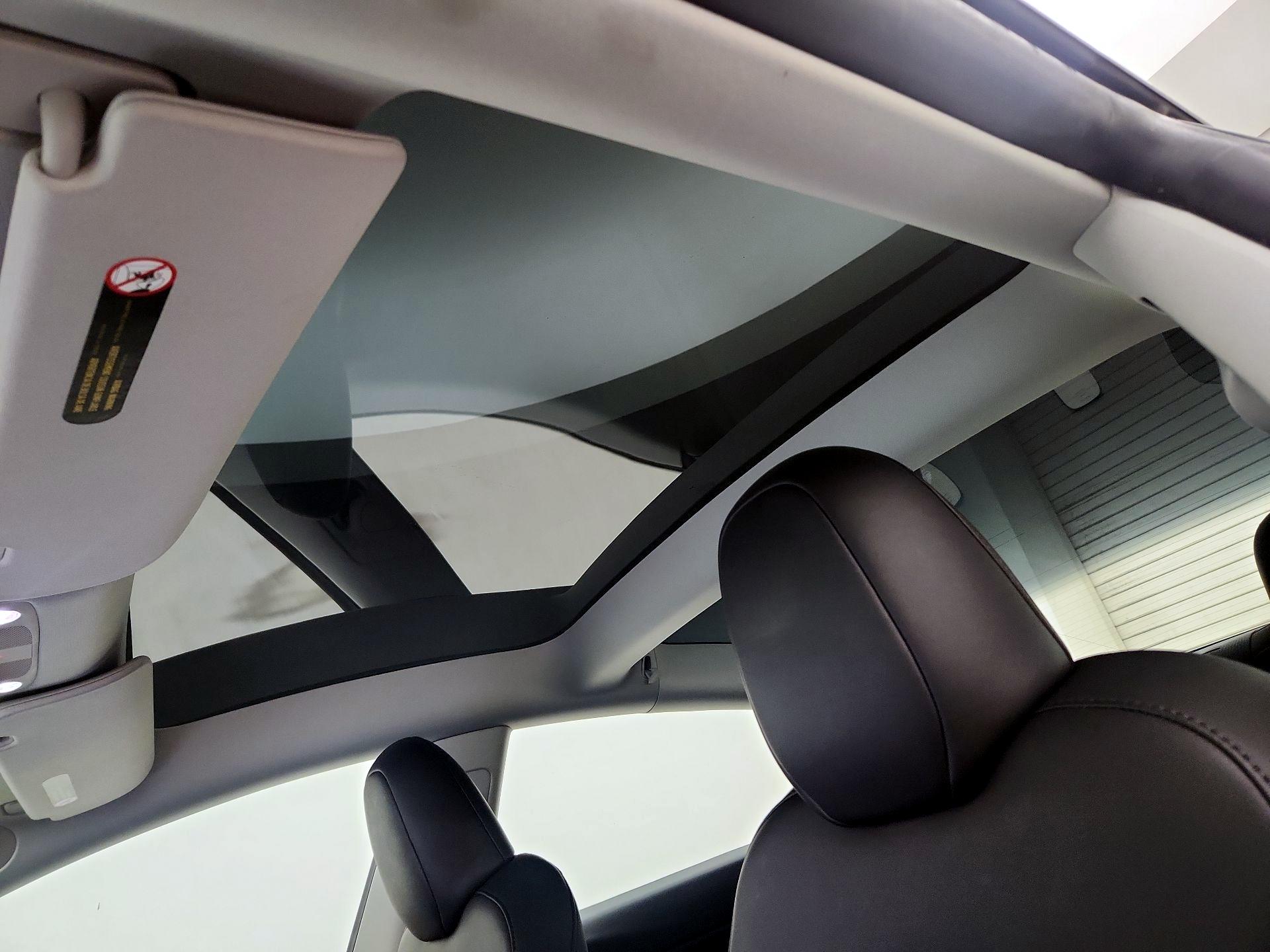 Thumbnail: 2023 Tesla Model 3 - 18