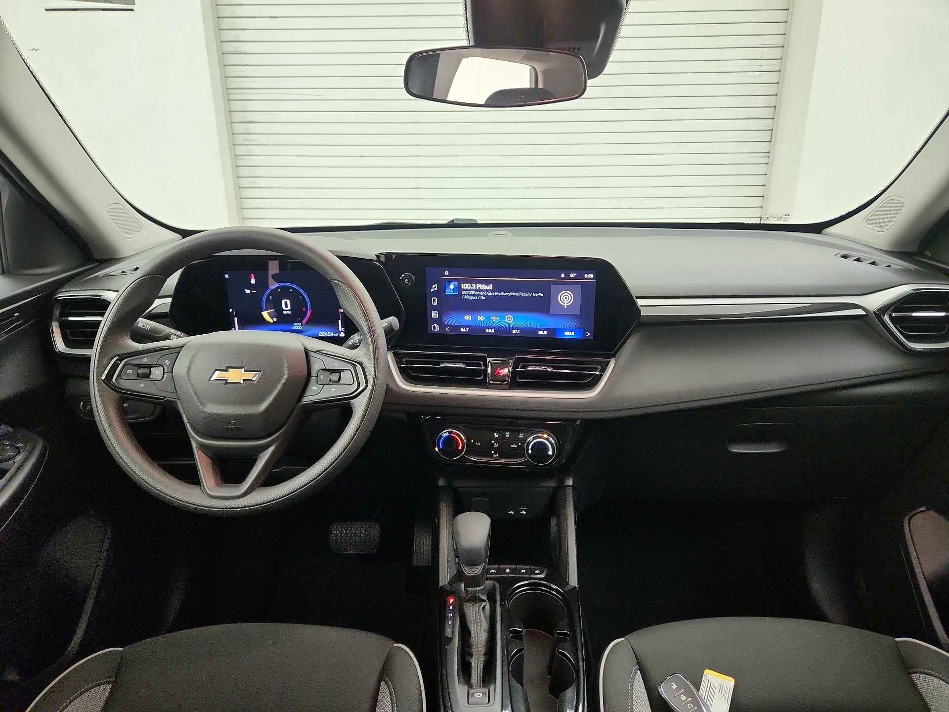 Thumbnail: 2025 Chevrolet TrailBlazer - 9
