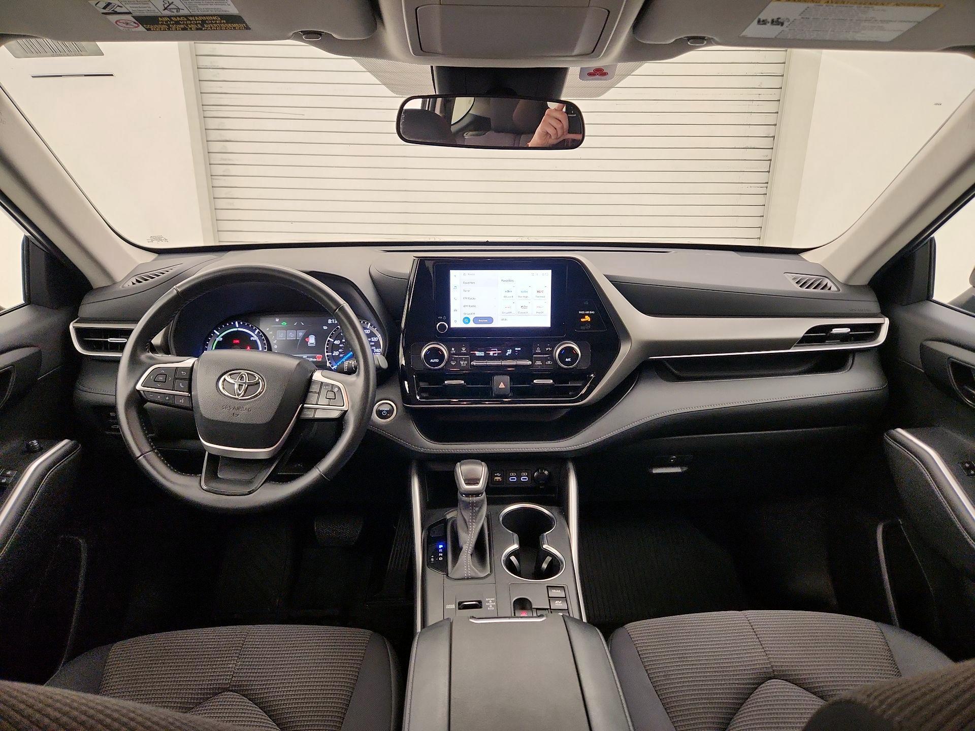 Thumbnail: 2024 Toyota Highlander - 9