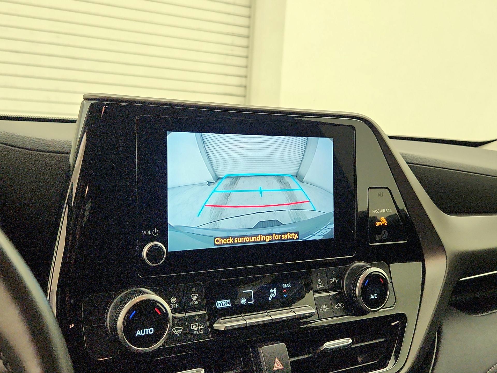 Thumbnail: 2024 Toyota Highlander - 14