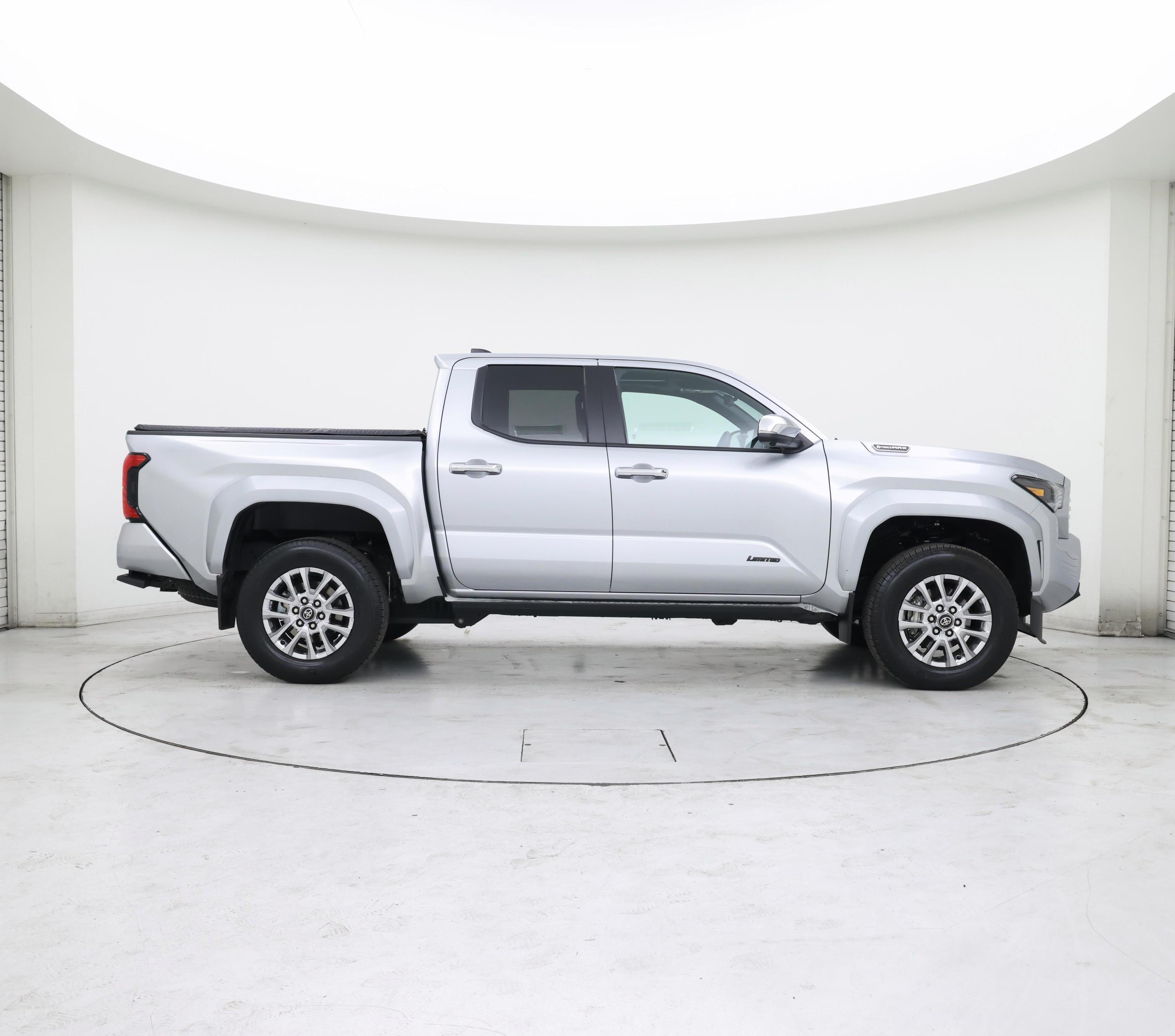 Thumbnail: 2025 Toyota Tacoma - 7