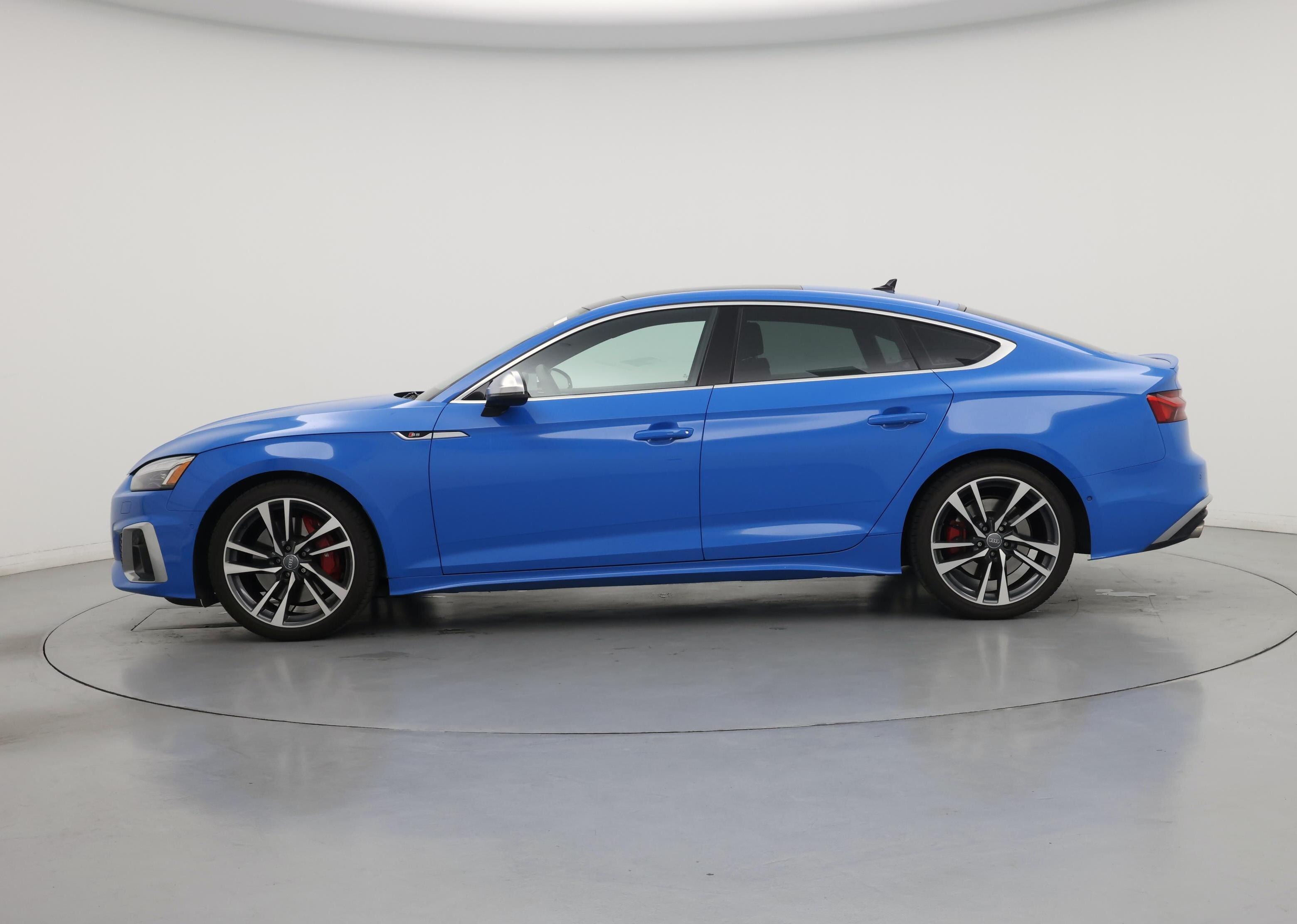 Thumbnail: 2021 Audi S5 - 3