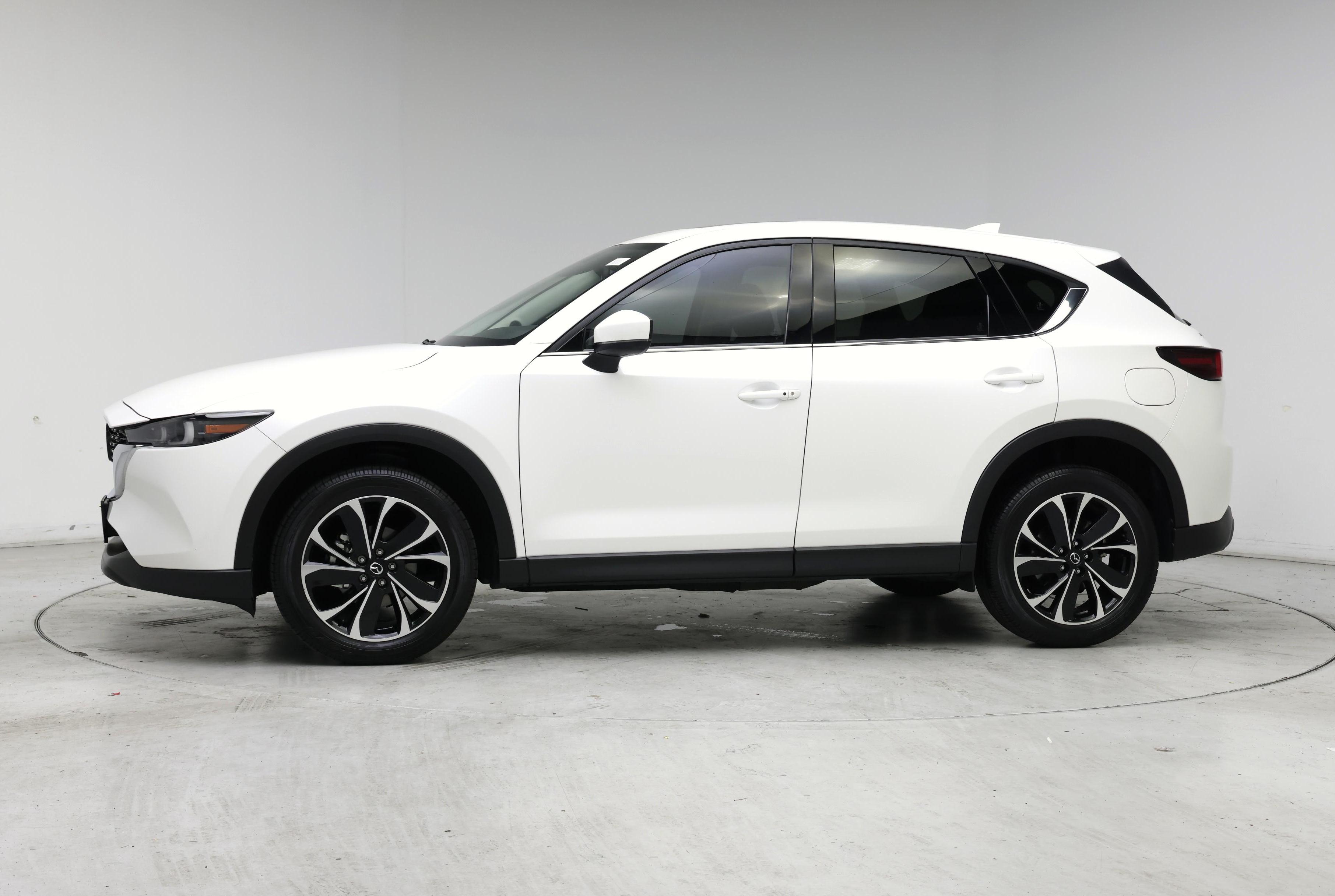 Thumbnail: 2022 Mazda CX-5 - 3