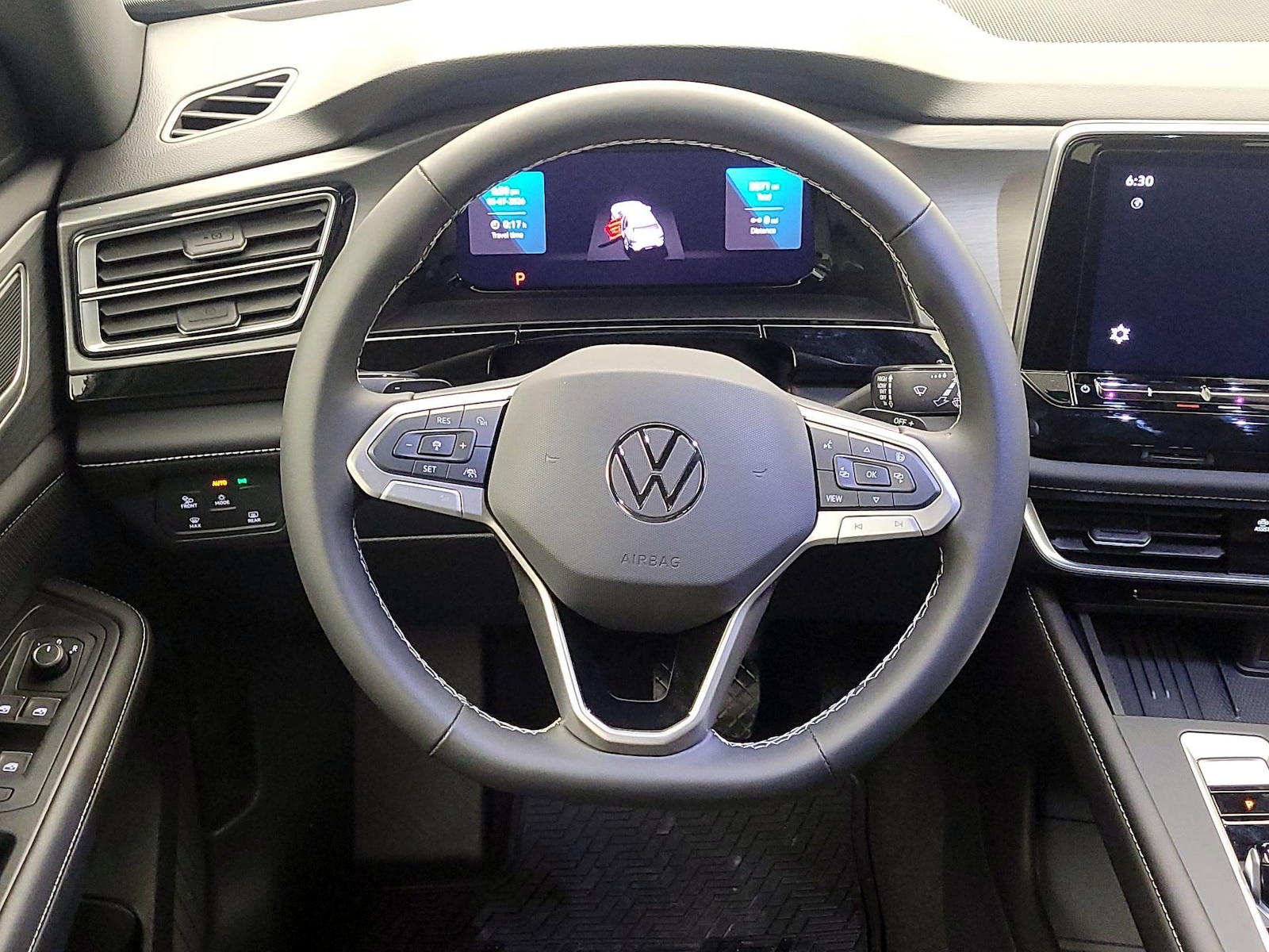 2025 Volkswagen Atlas Cross Sport SE - Photo 11