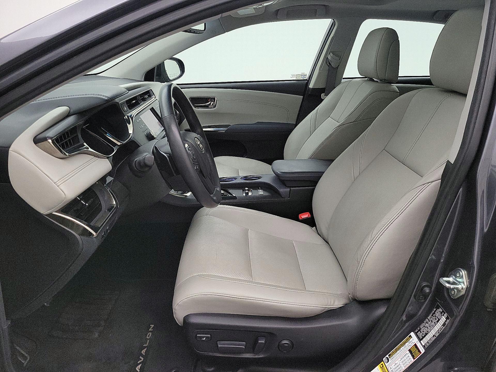 Thumbnail: 2014 Toyota Avalon - 11