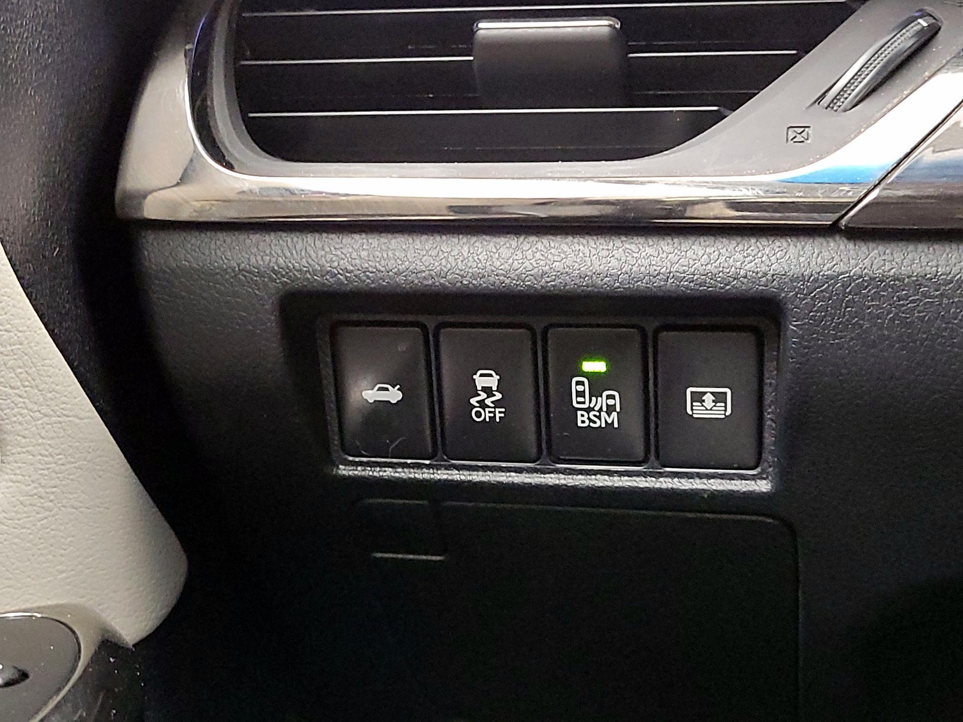 Thumbnail: 2014 Toyota Avalon - 13