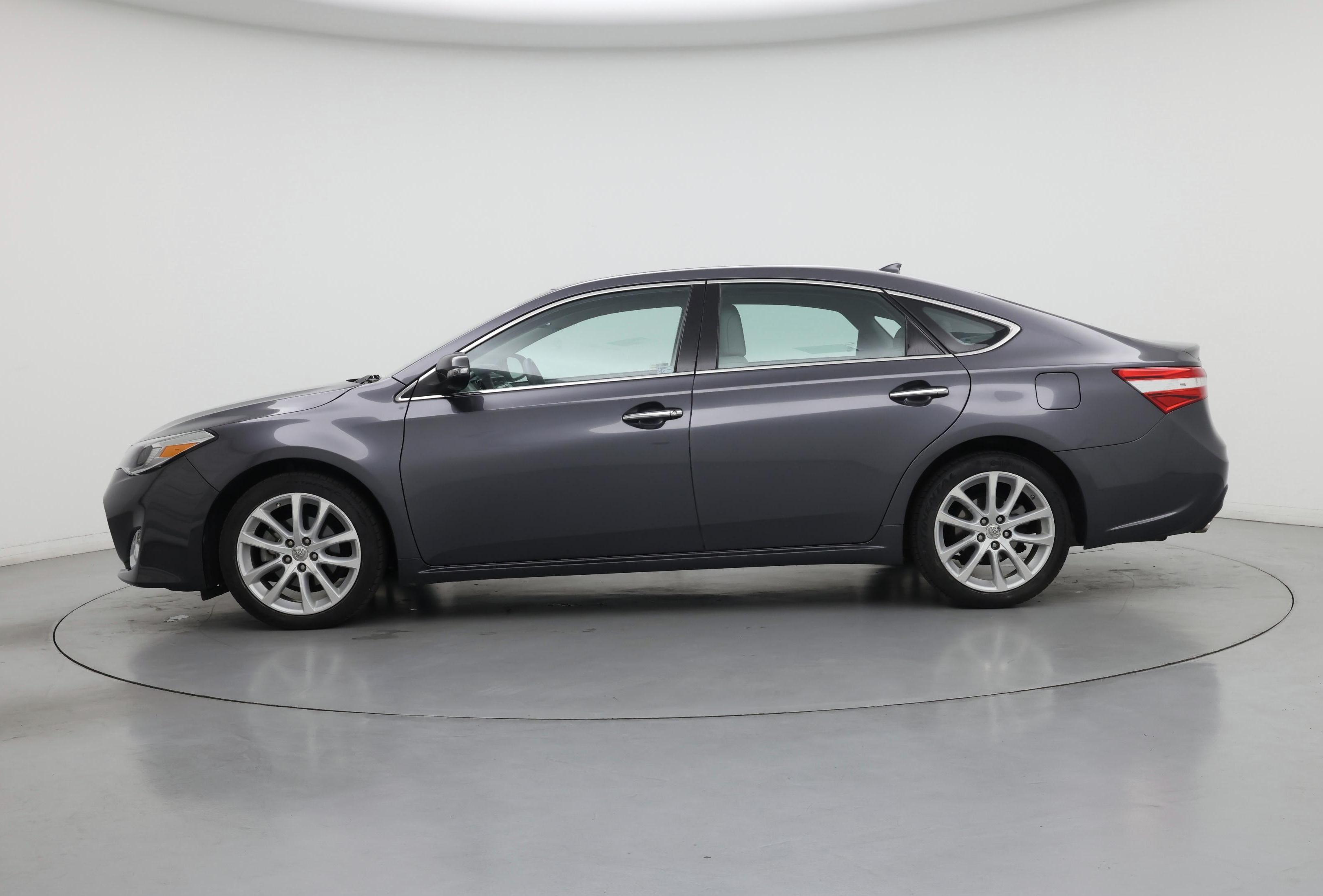 Thumbnail: 2014 Toyota Avalon - 3