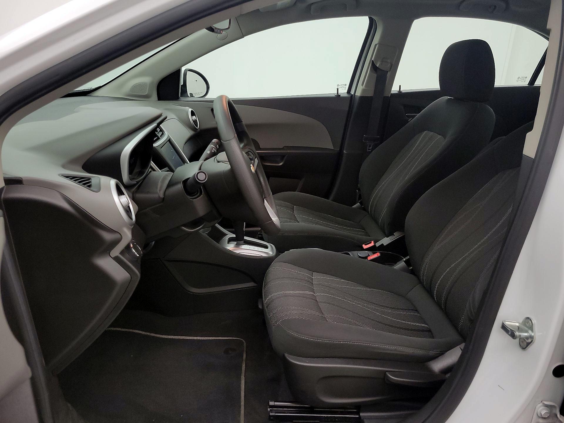 Thumbnail: 2017 Chevrolet Sonic - 11