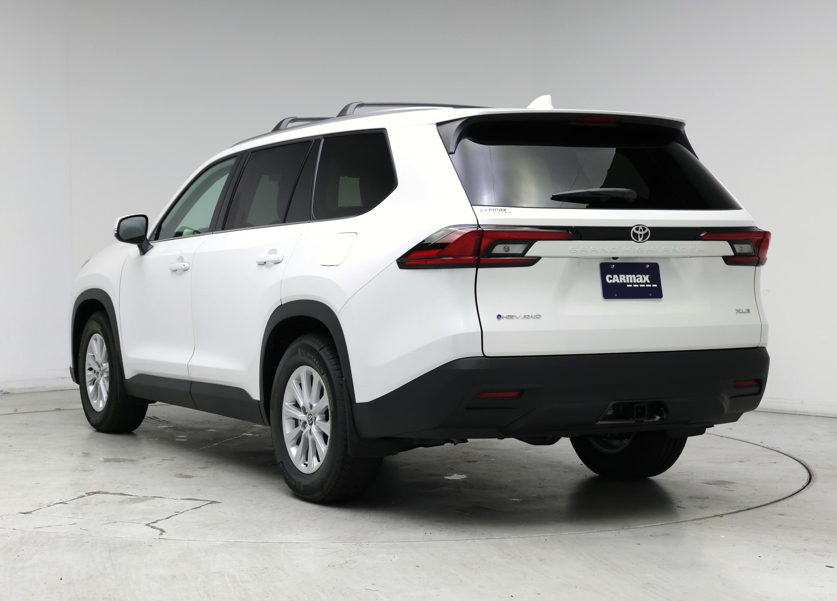 Thumbnail: 2026 Toyota Highlander - 2