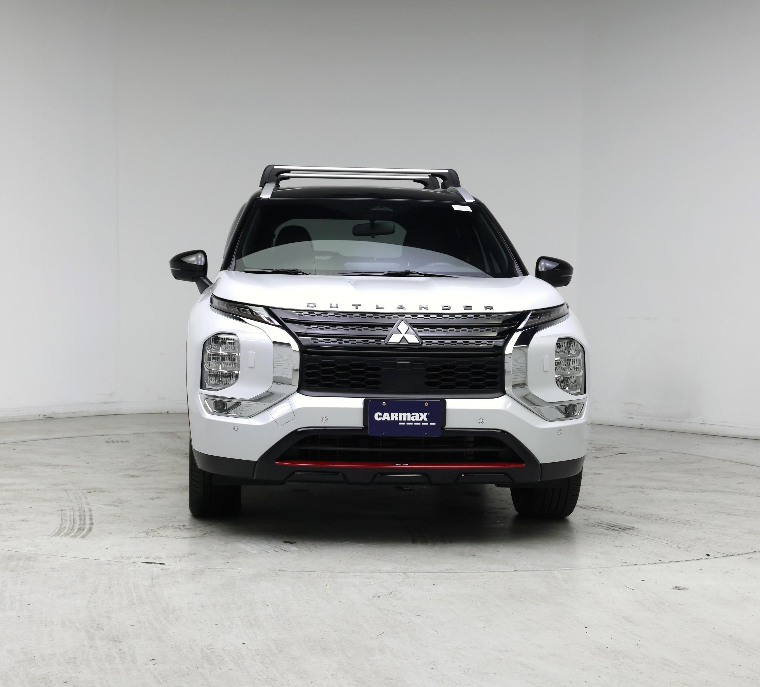 Thumbnail: 2024 Mitsubishi Outlander - 5