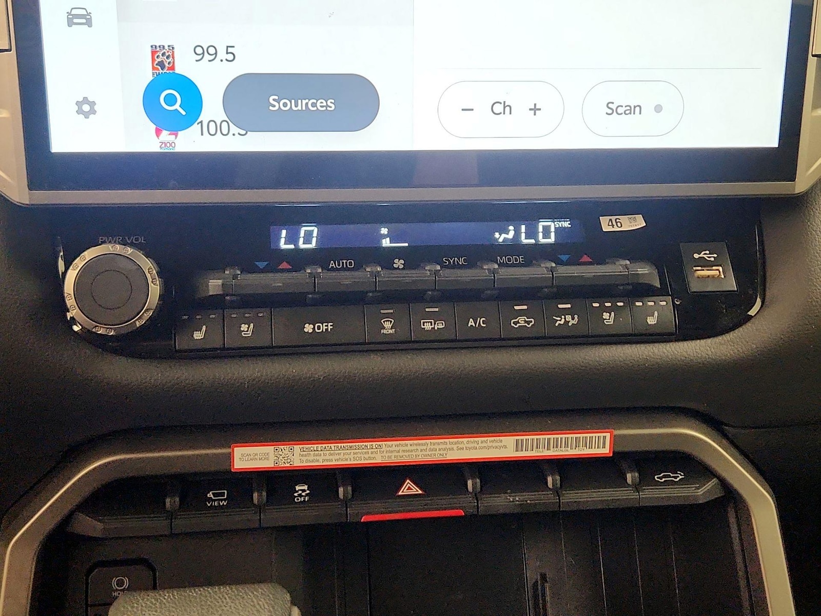 2025 Toyota Tundra Limited - Photo 18