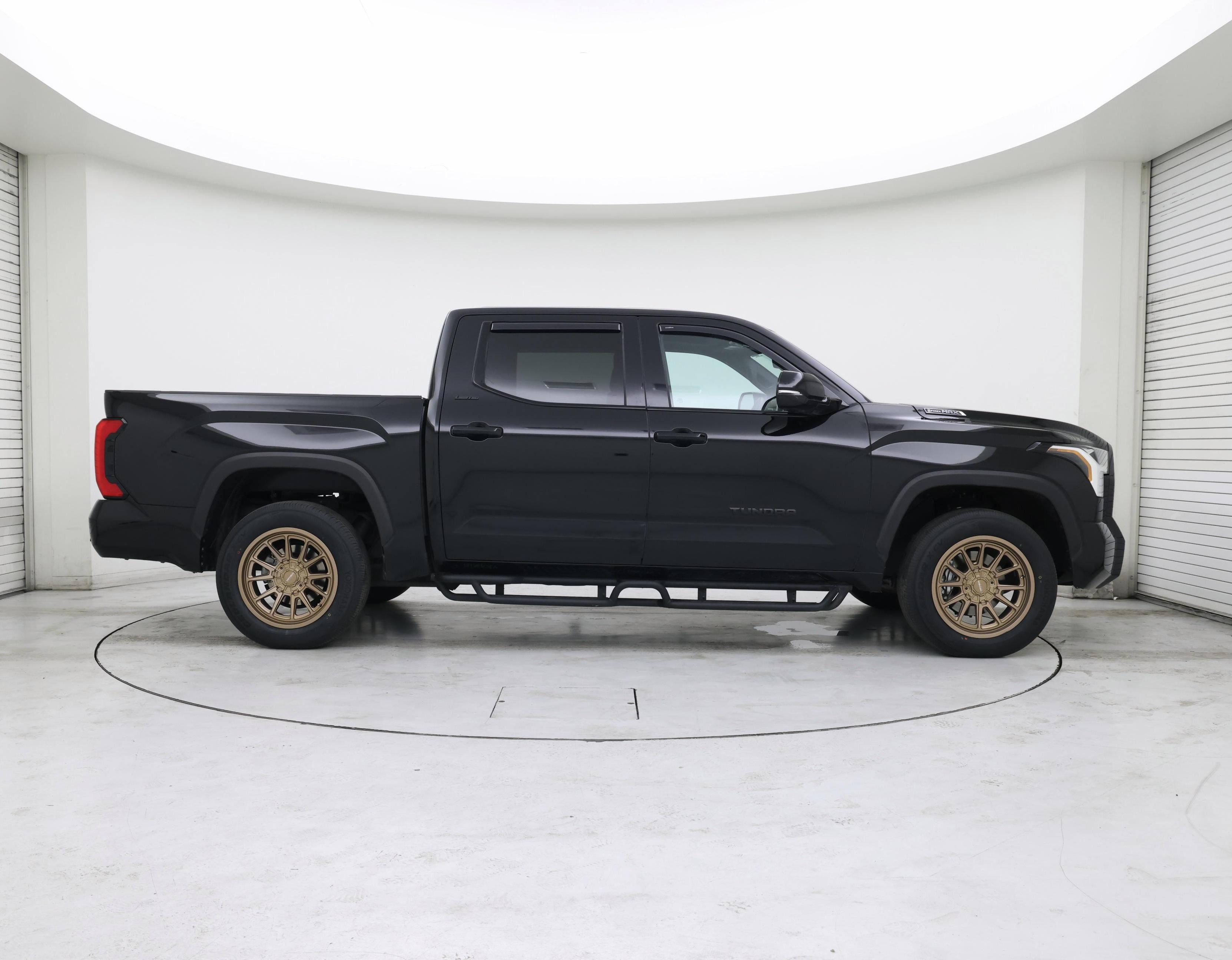 Thumbnail: 2025 Toyota Tundra - 7