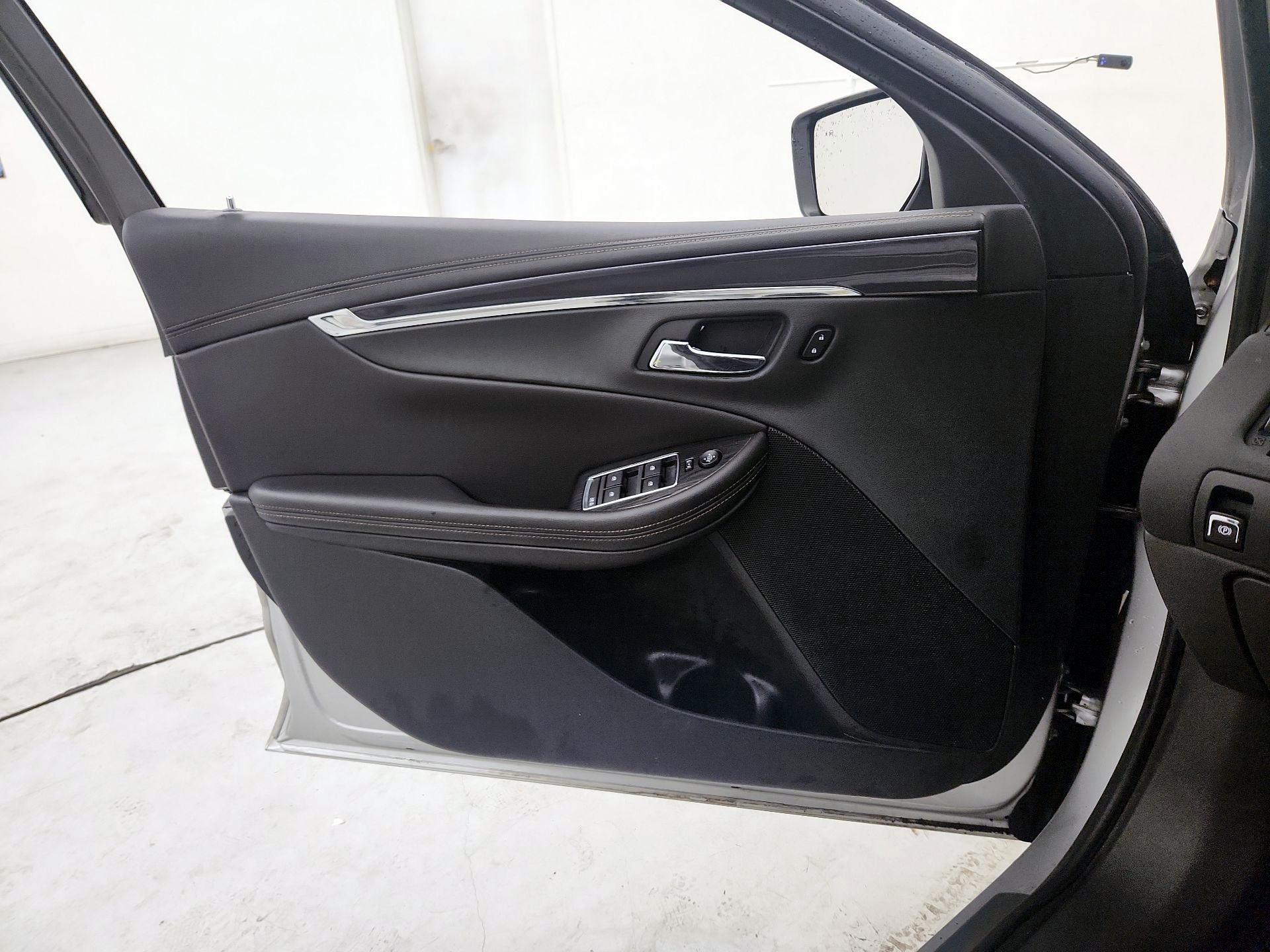 Thumbnail: 2017 Chevrolet Impala - 12