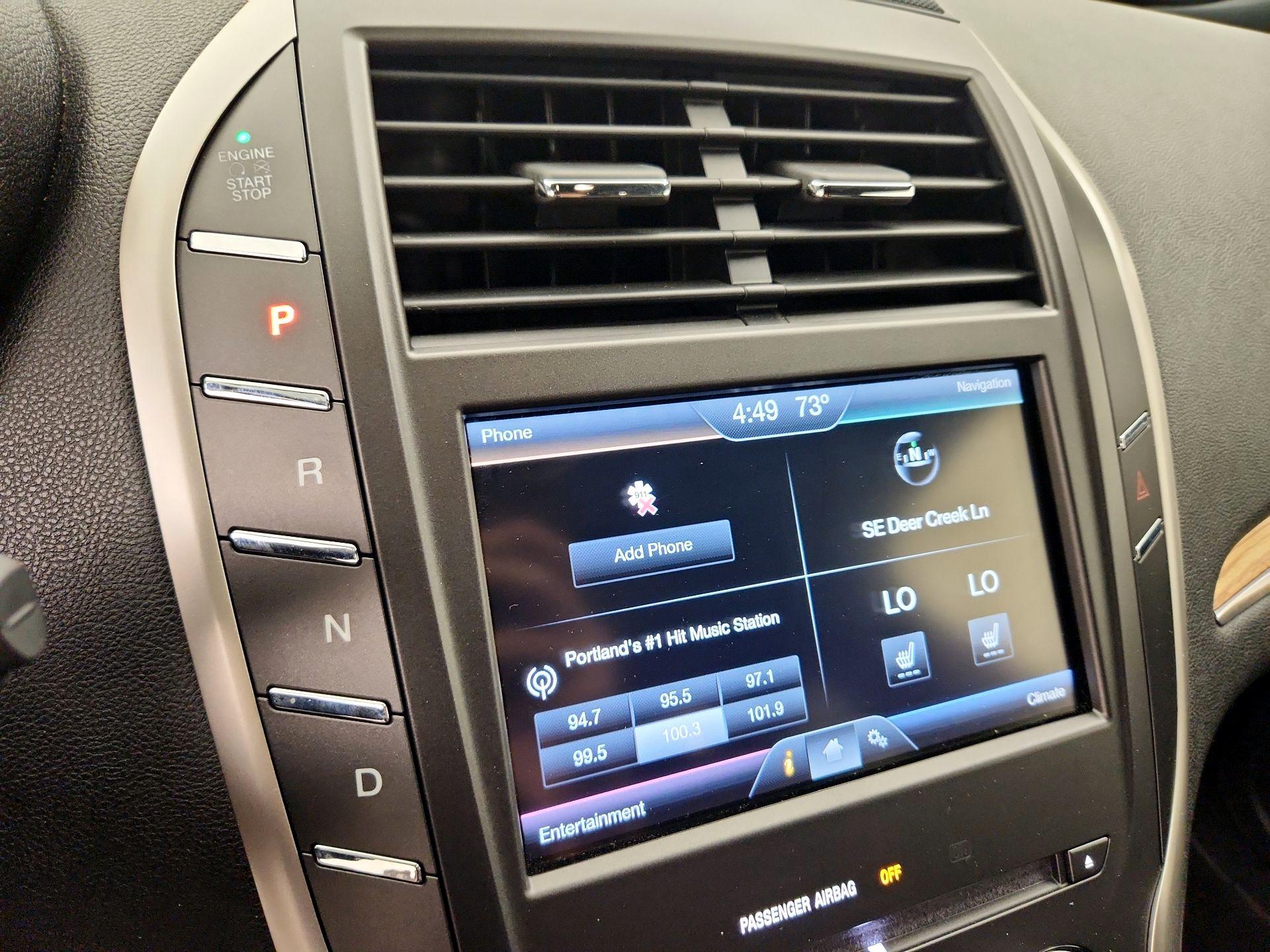 Thumbnail: 2015 Lincoln MKC - 17