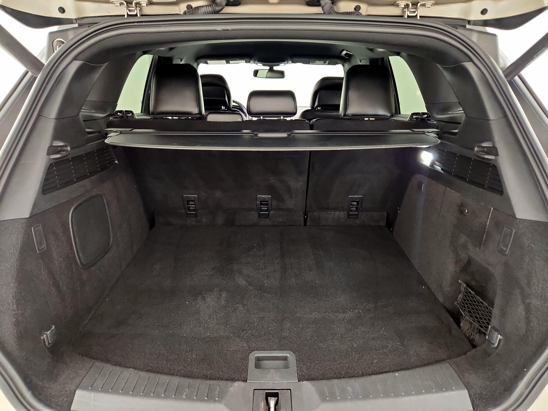 Thumbnail: 2015 Lincoln MKC - 20