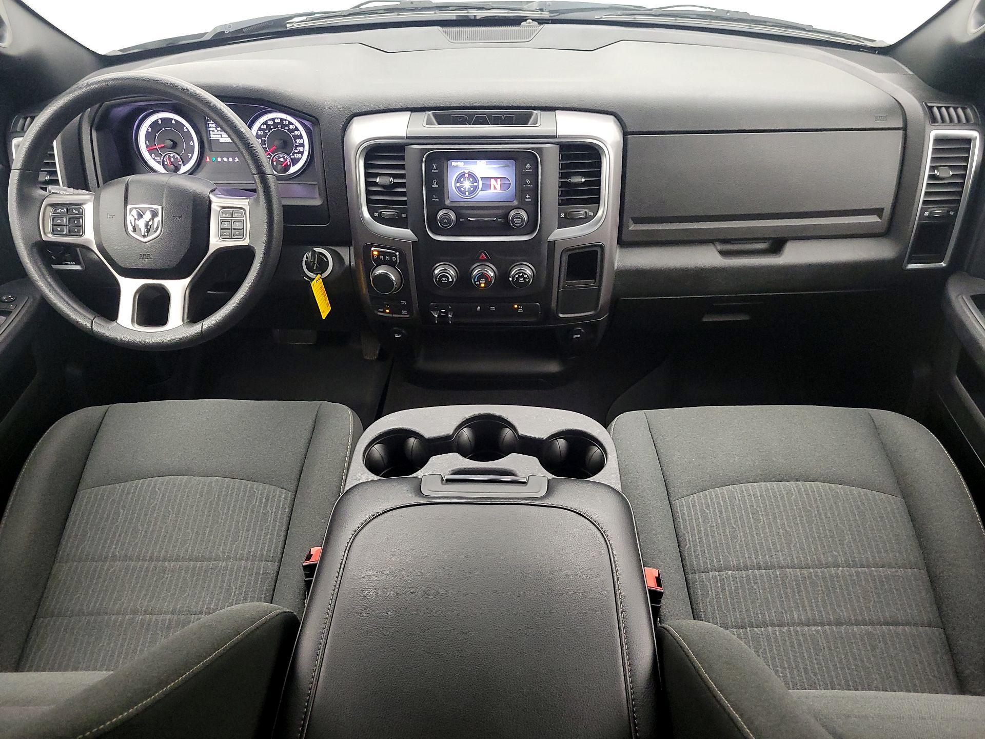 Thumbnail: 2021 RAM 1500 Classic - 9
