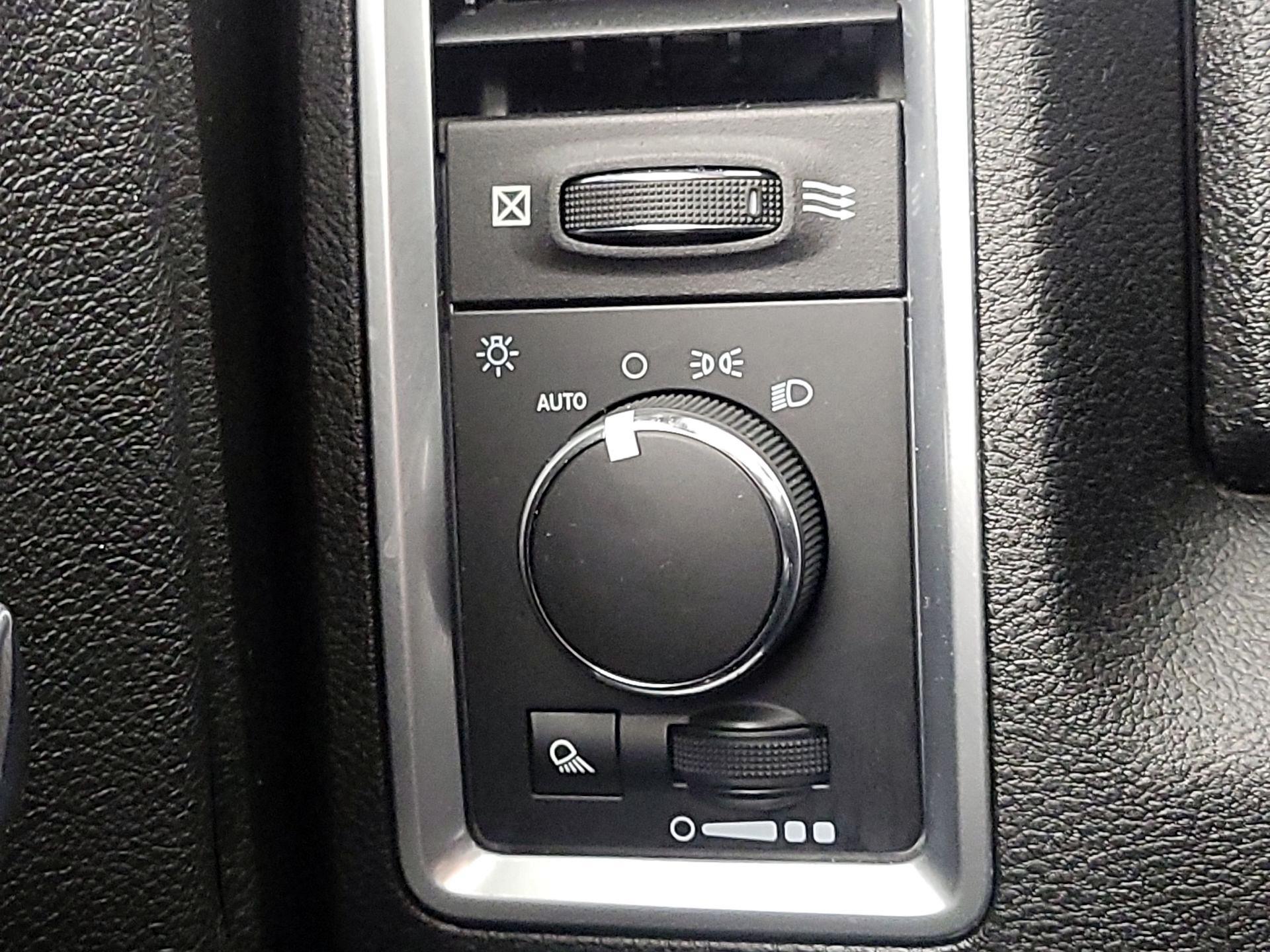 Thumbnail: 2021 RAM 1500 Classic - 13