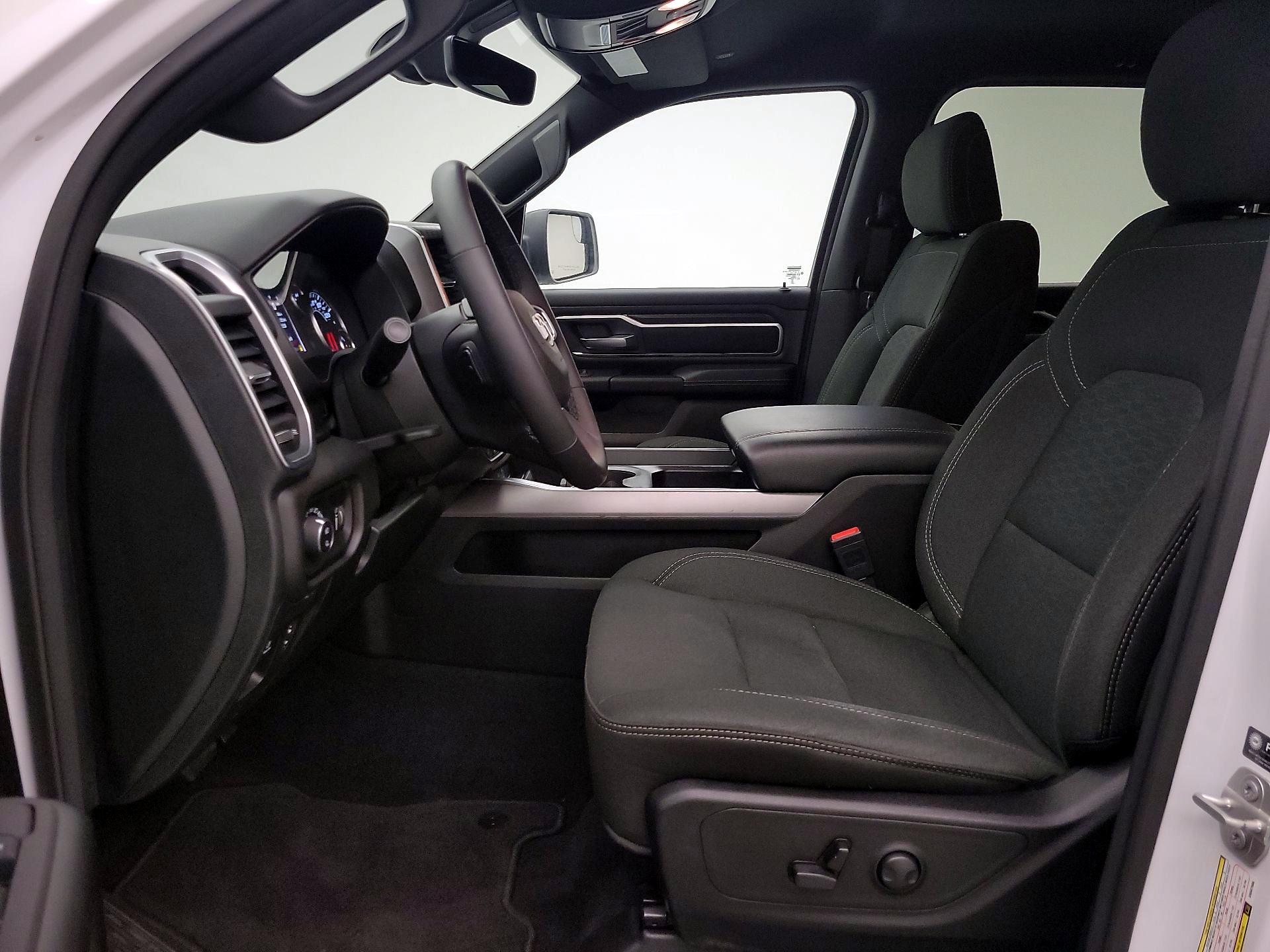 Thumbnail: 2025 RAM 1500 - 11