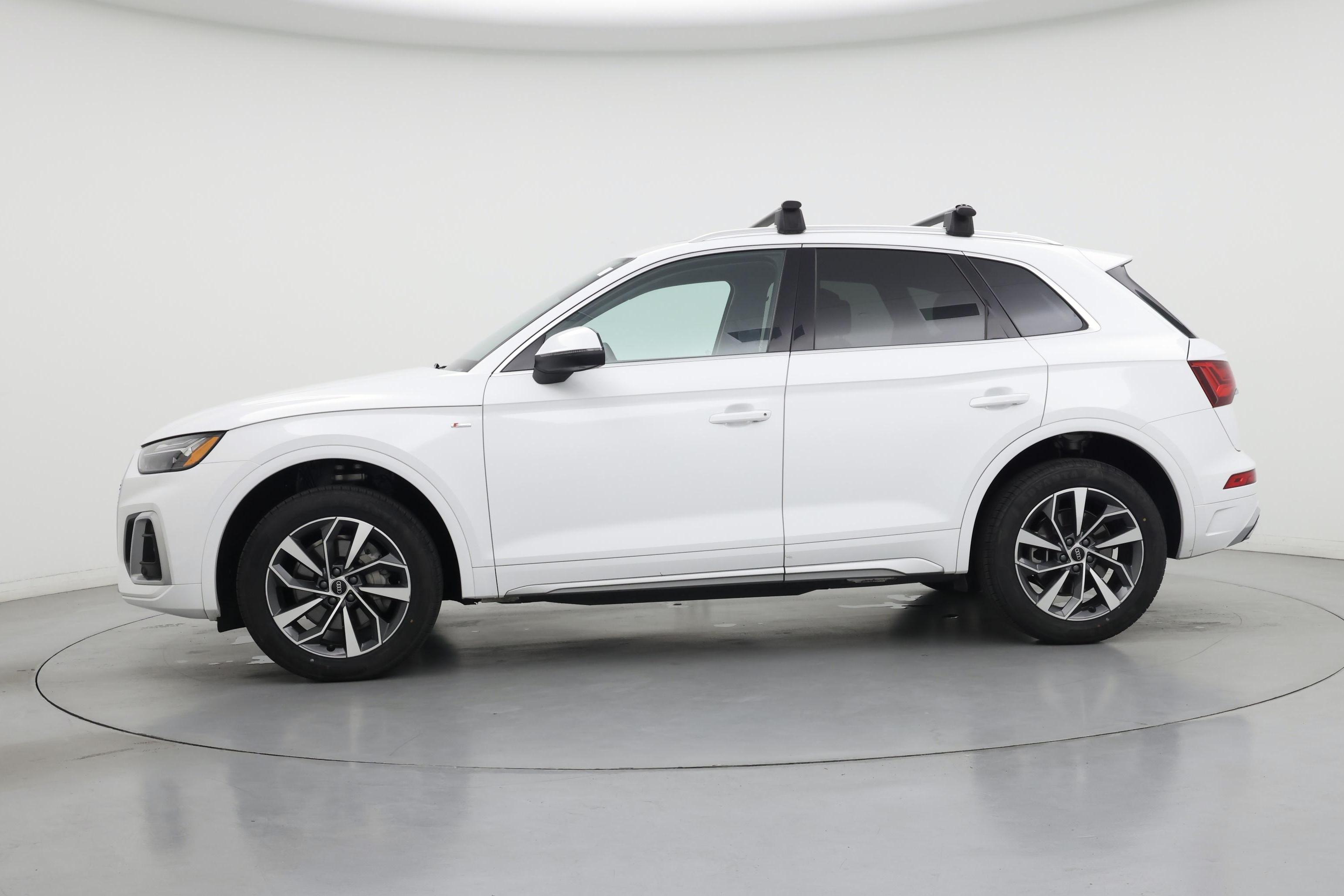 Thumbnail: 2024 Audi Q5 - 3