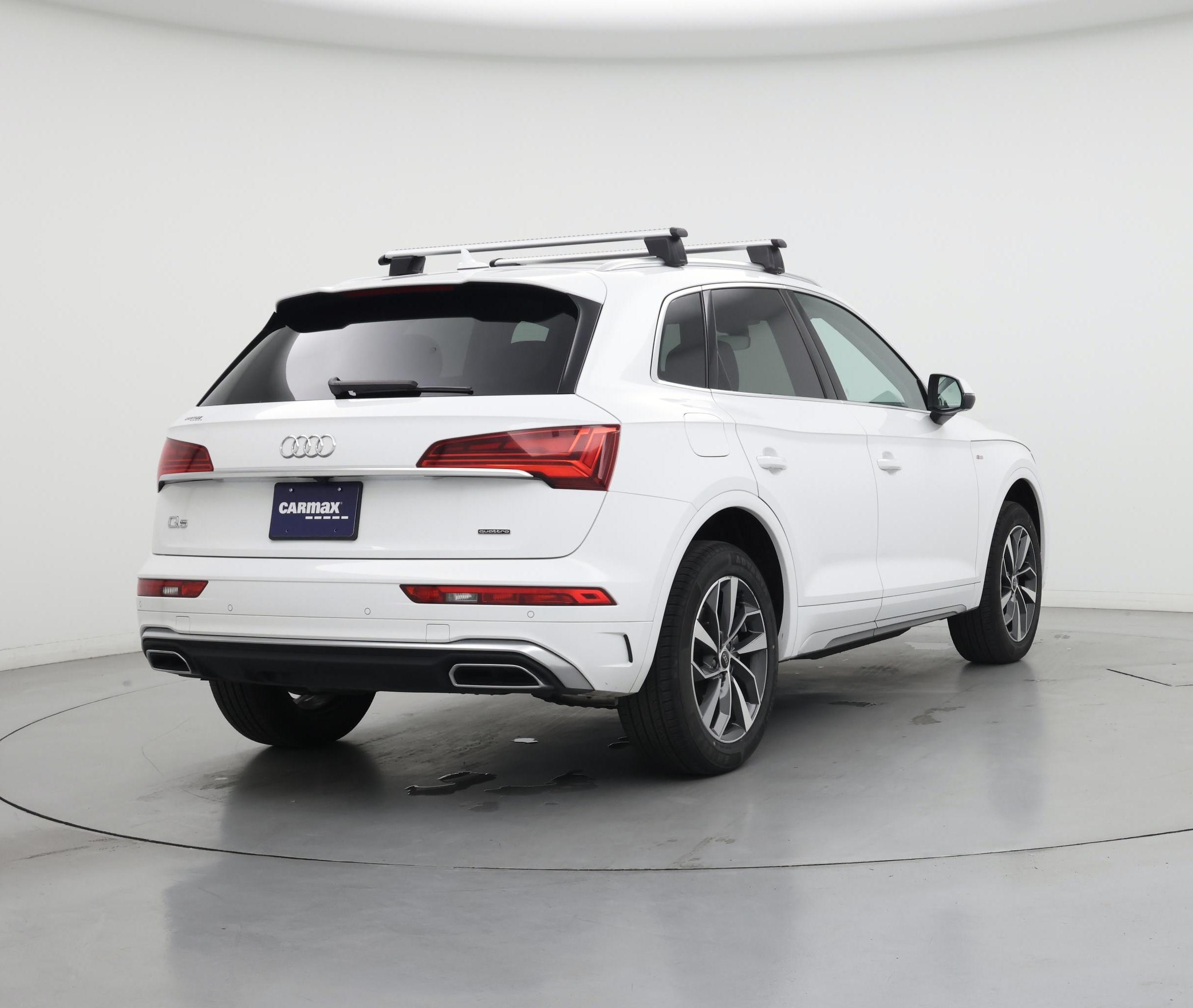 Thumbnail: 2024 Audi Q5 - 8
