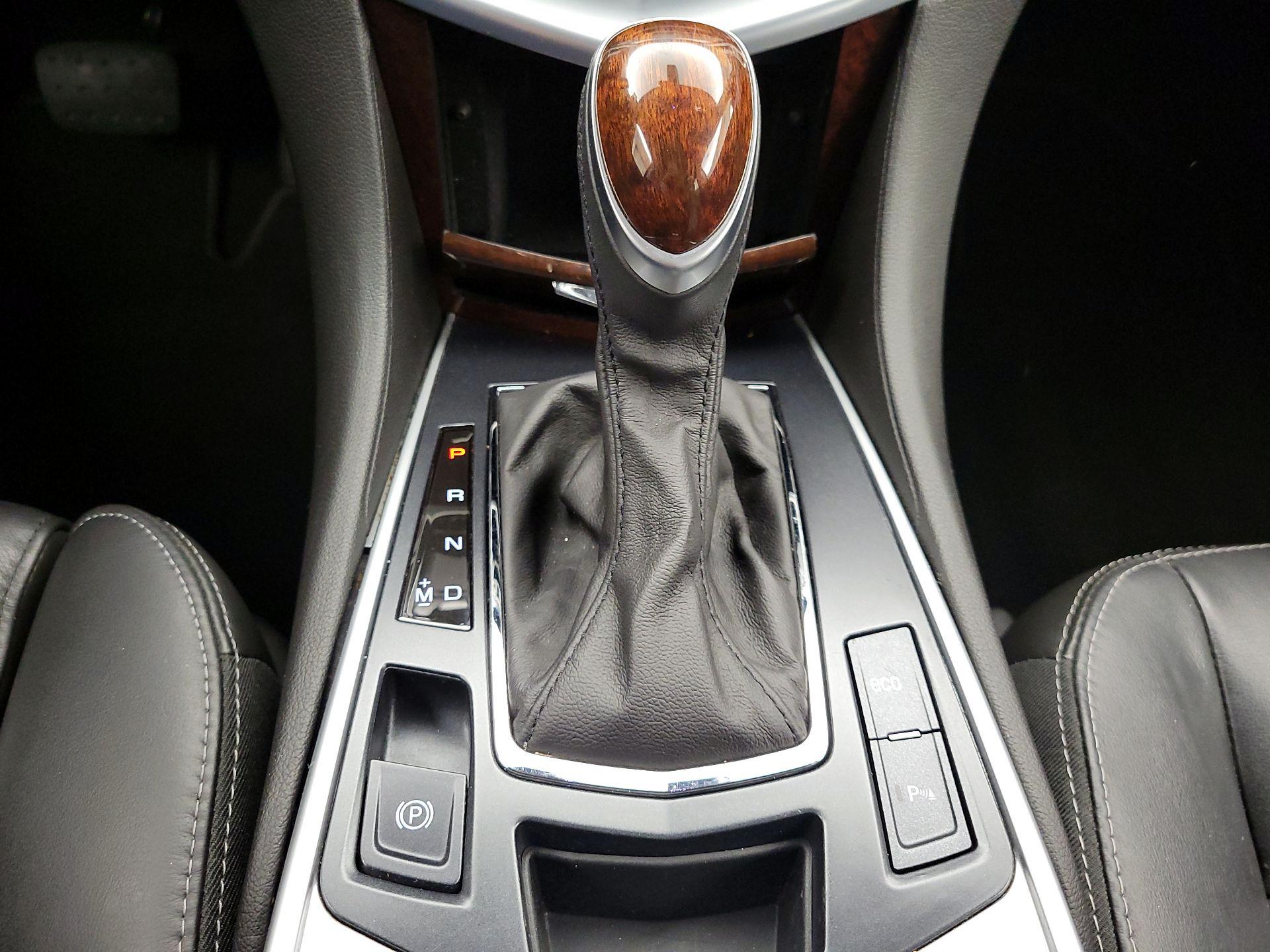 Thumbnail: 2016 Cadillac SRX - 18