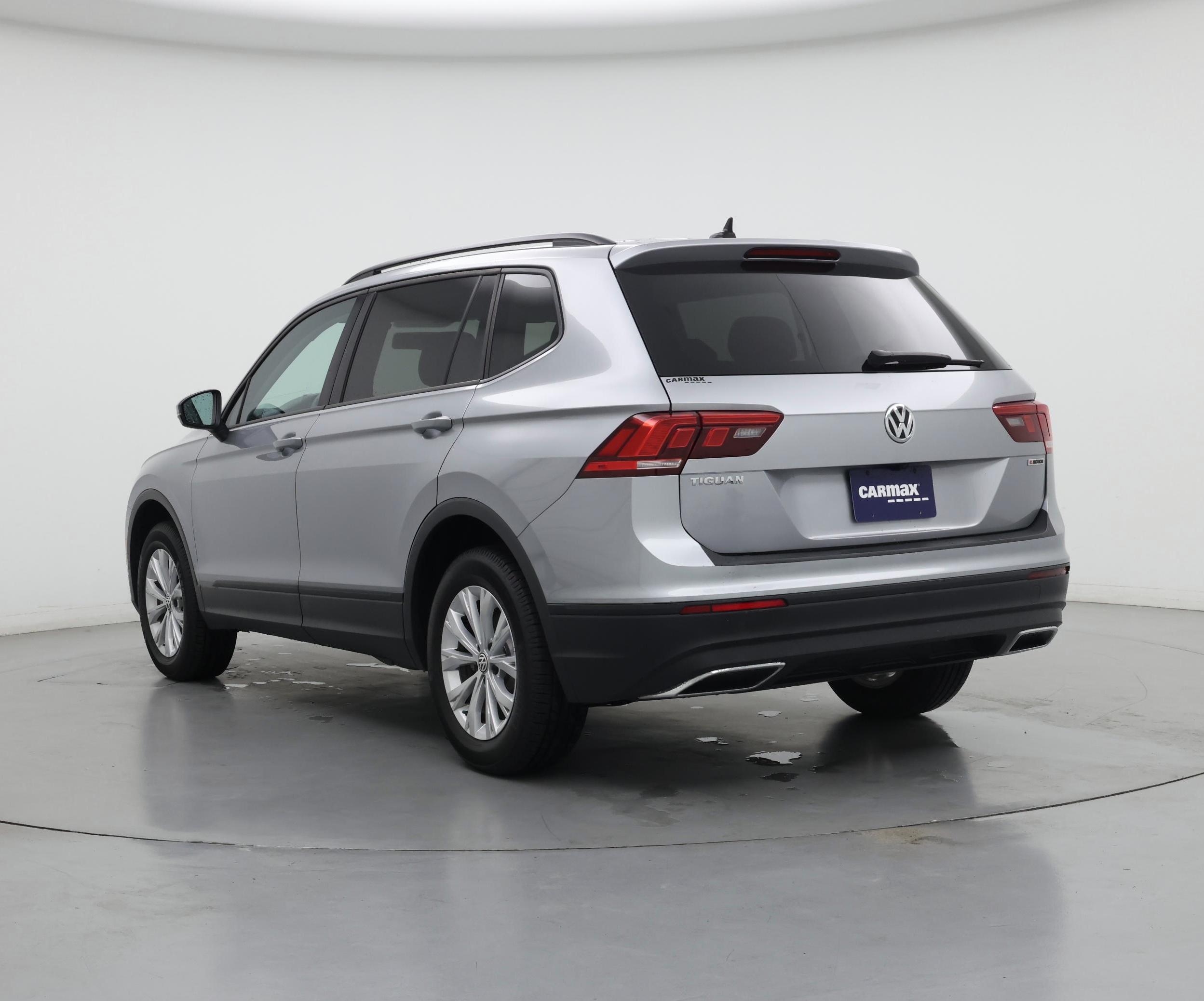 Thumbnail: 2020 Volkswagen Tiguan - 2
