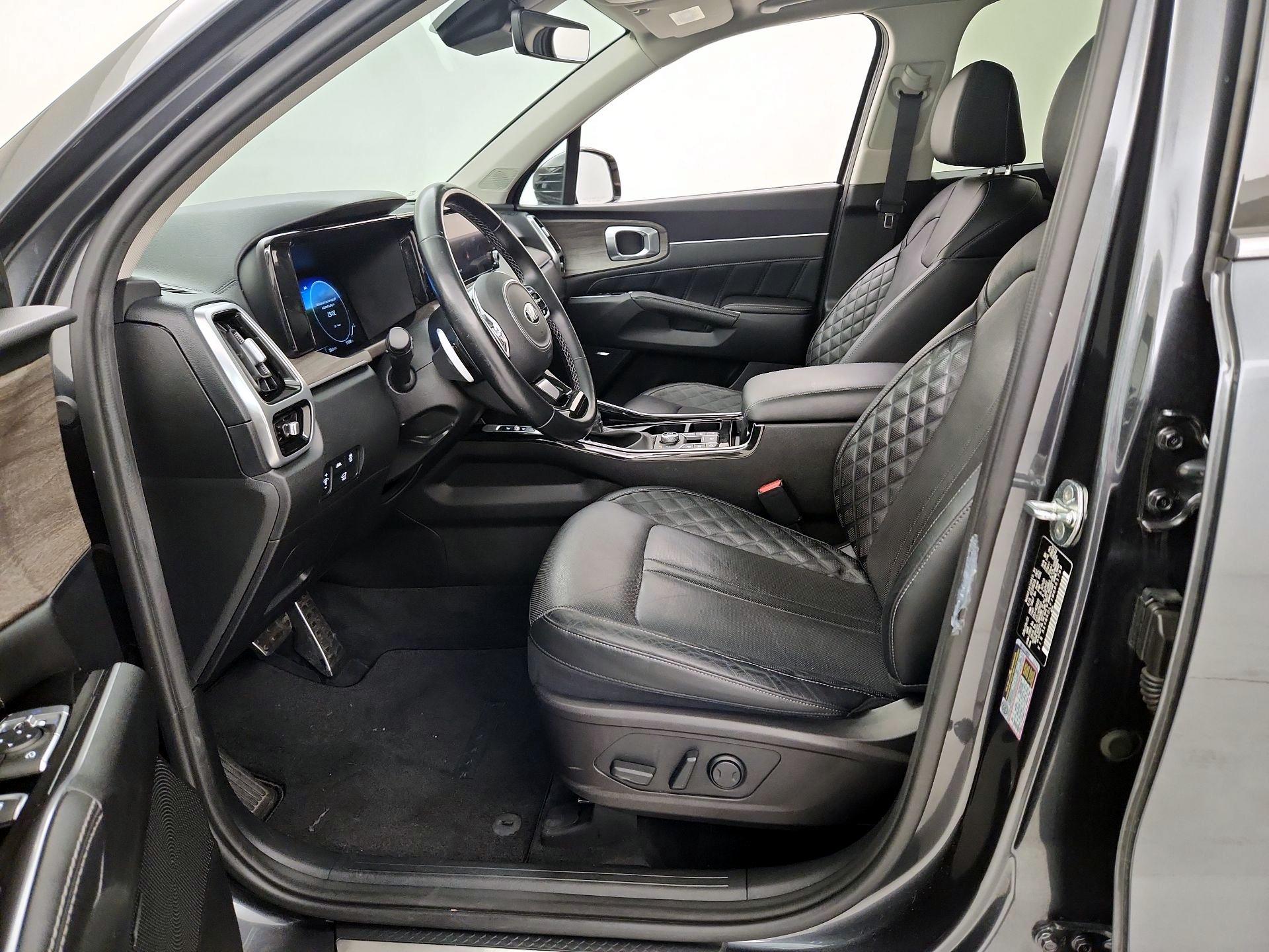 Thumbnail: 2021 Kia Sorento - 11