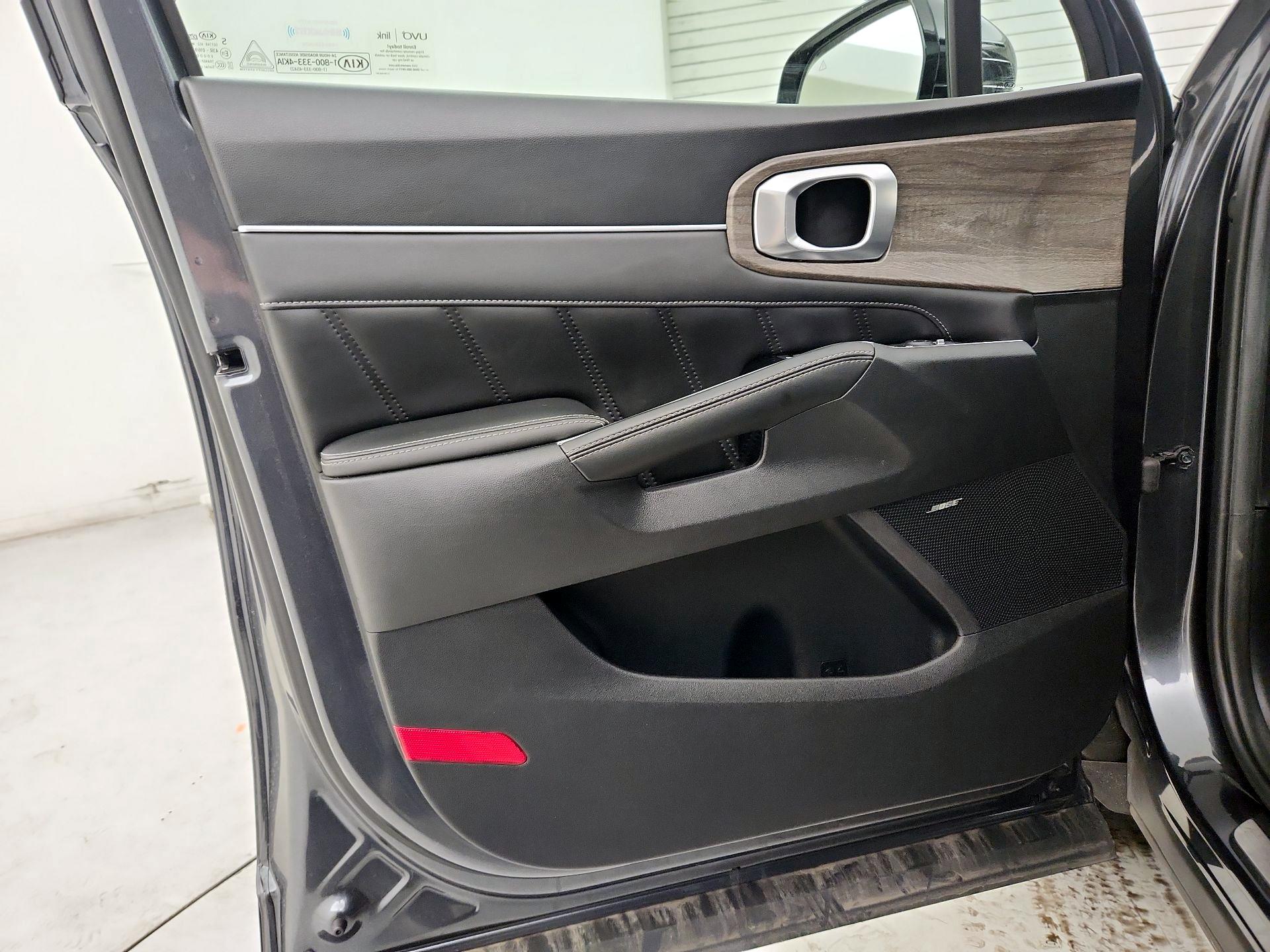 Thumbnail: 2021 Kia Sorento - 12