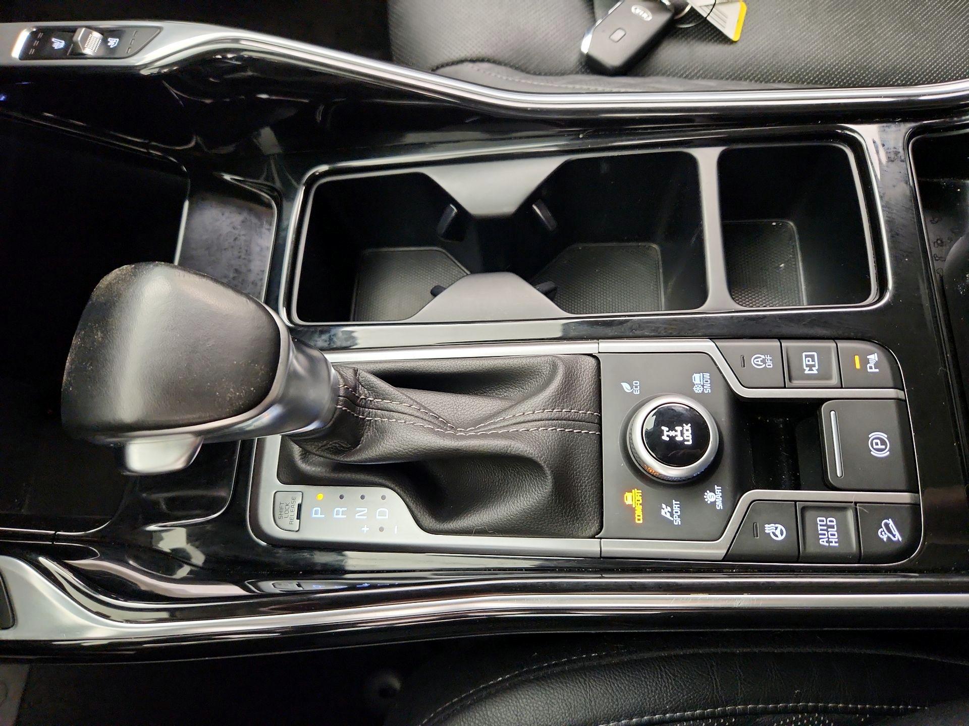 Thumbnail: 2021 Kia Sorento - 18
