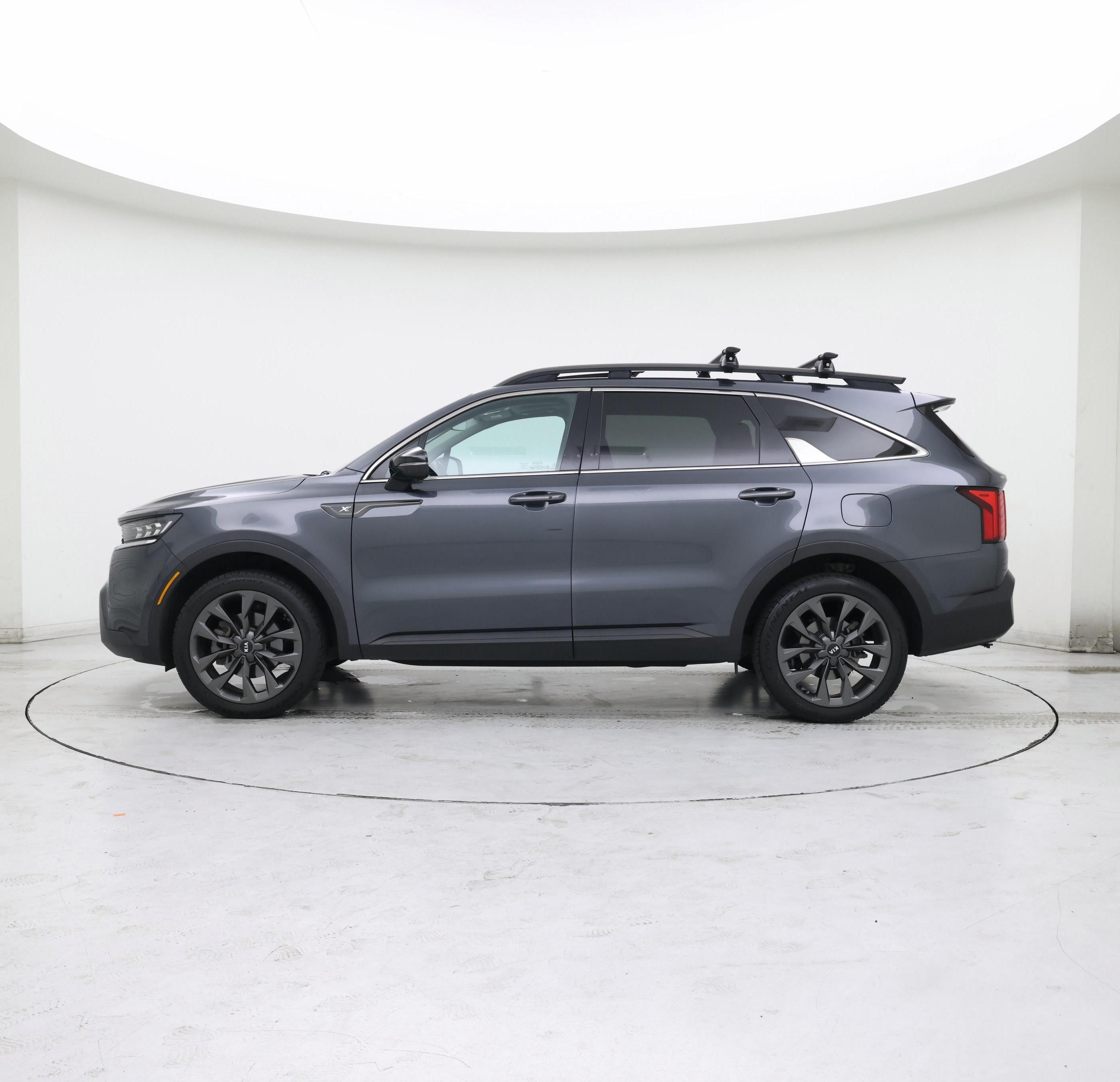 Thumbnail: 2021 Kia Sorento - 3