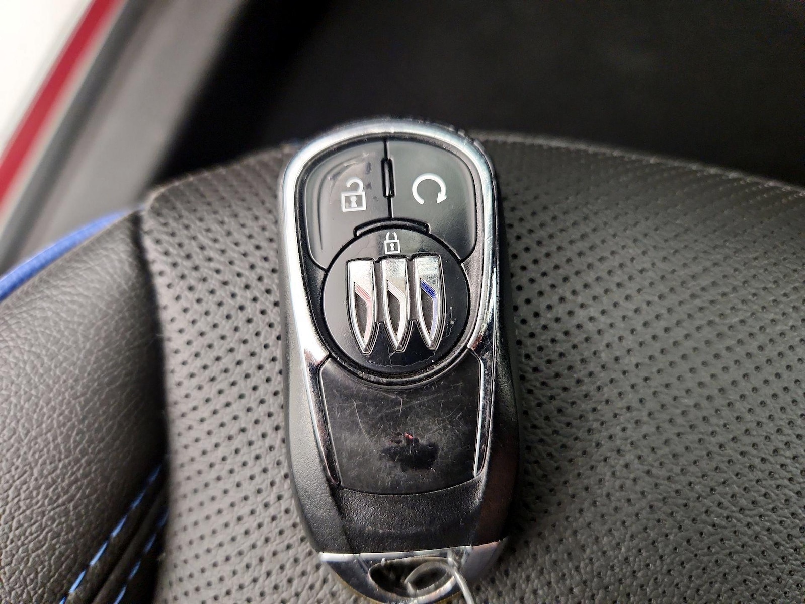 2025 Buick Encore GX Sport Touring - Photo 23