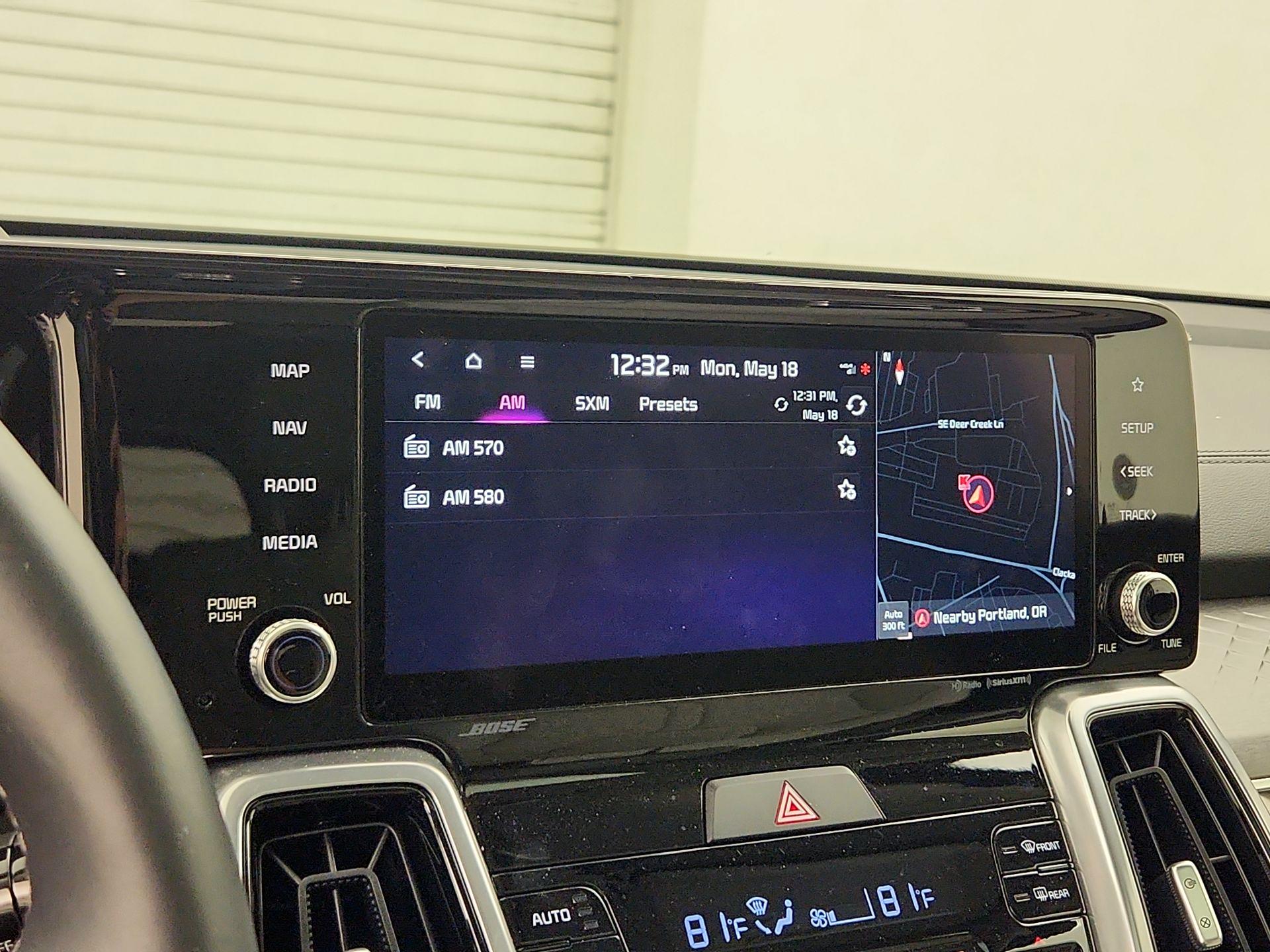 Thumbnail: 2023 Kia Sorento - 16