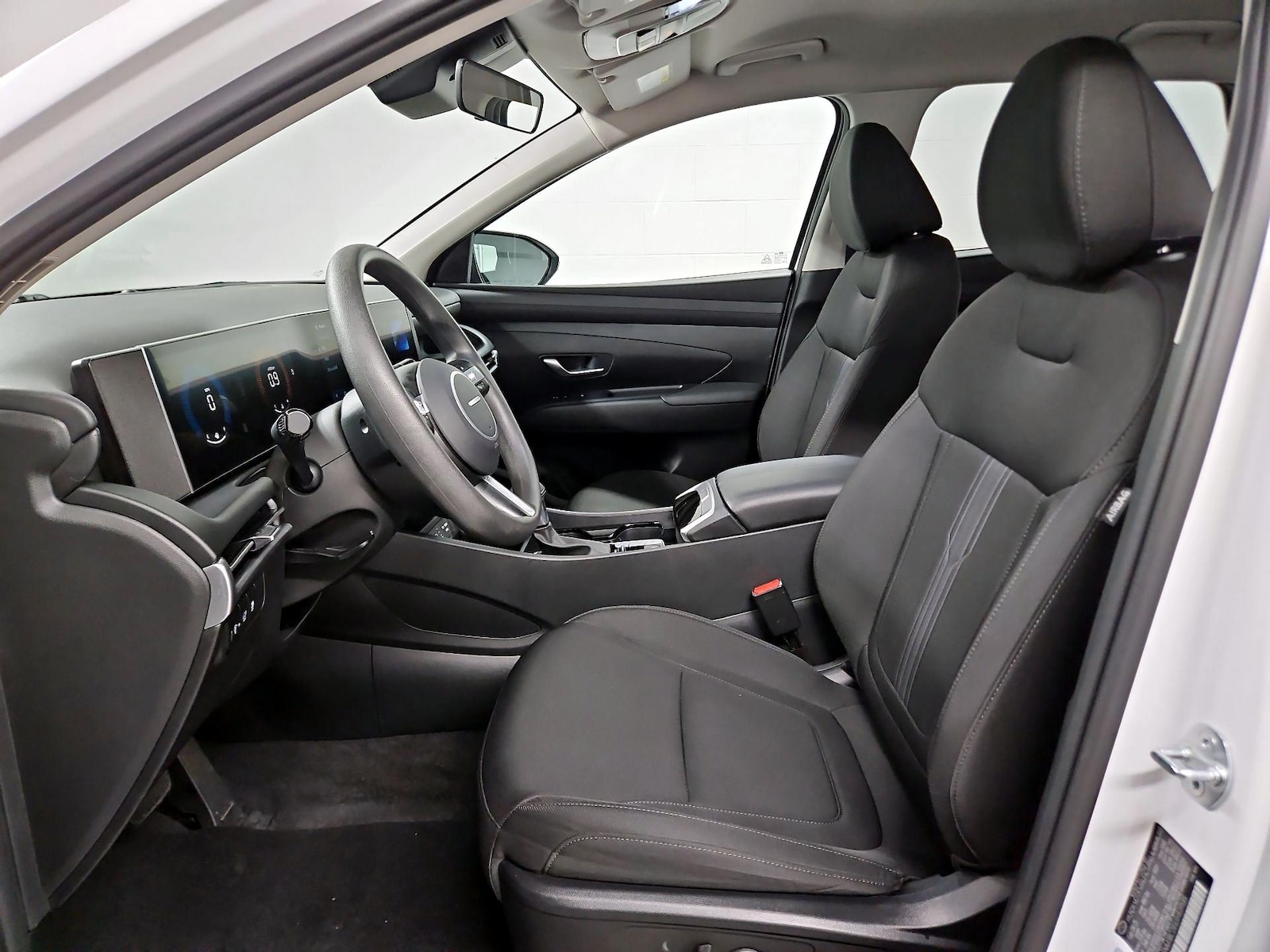 2025 Hyundai Tucson SEL - Photo 12