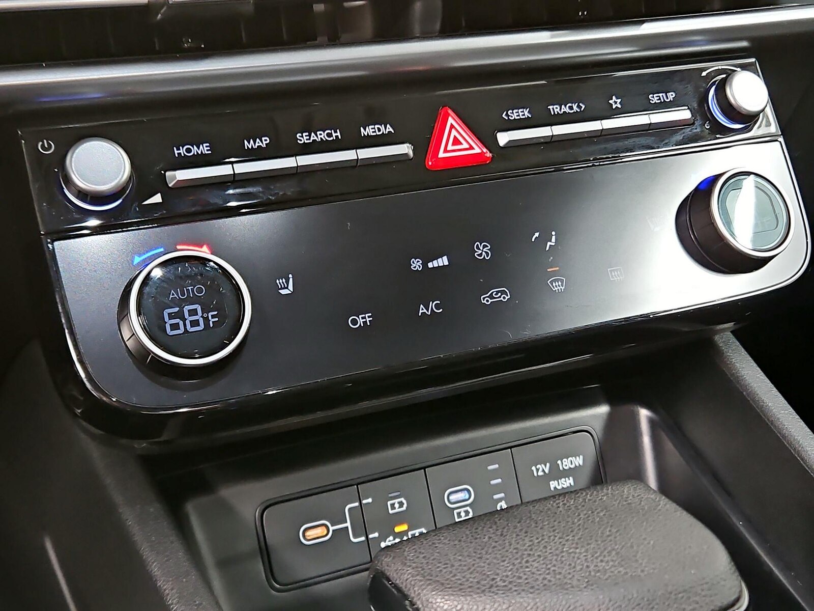 2025 Hyundai Tucson SEL - Photo 17