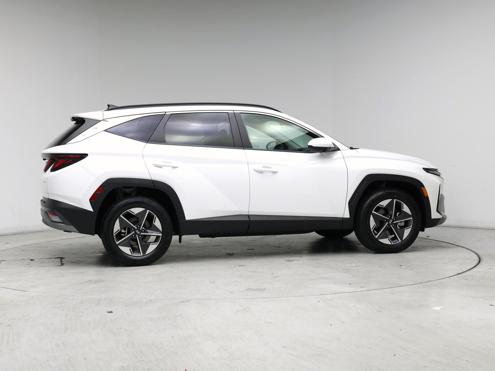 2025 Hyundai Tucson SEL - Photo 8