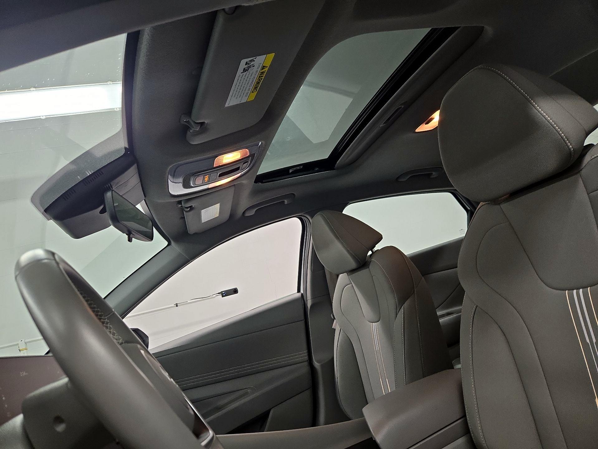 Thumbnail: 2025 Hyundai Elantra - 20