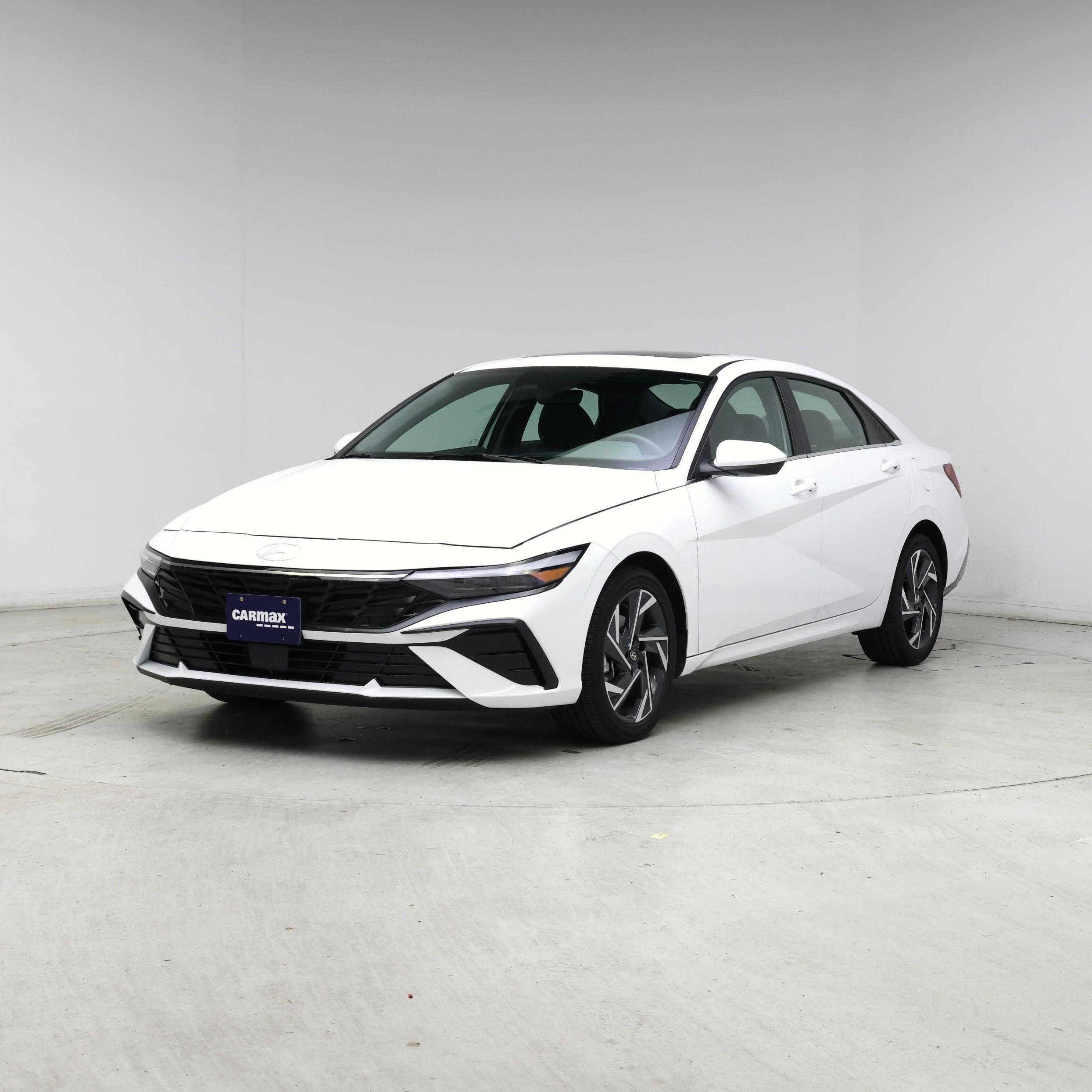 Thumbnail: 2025 Hyundai Elantra - 4