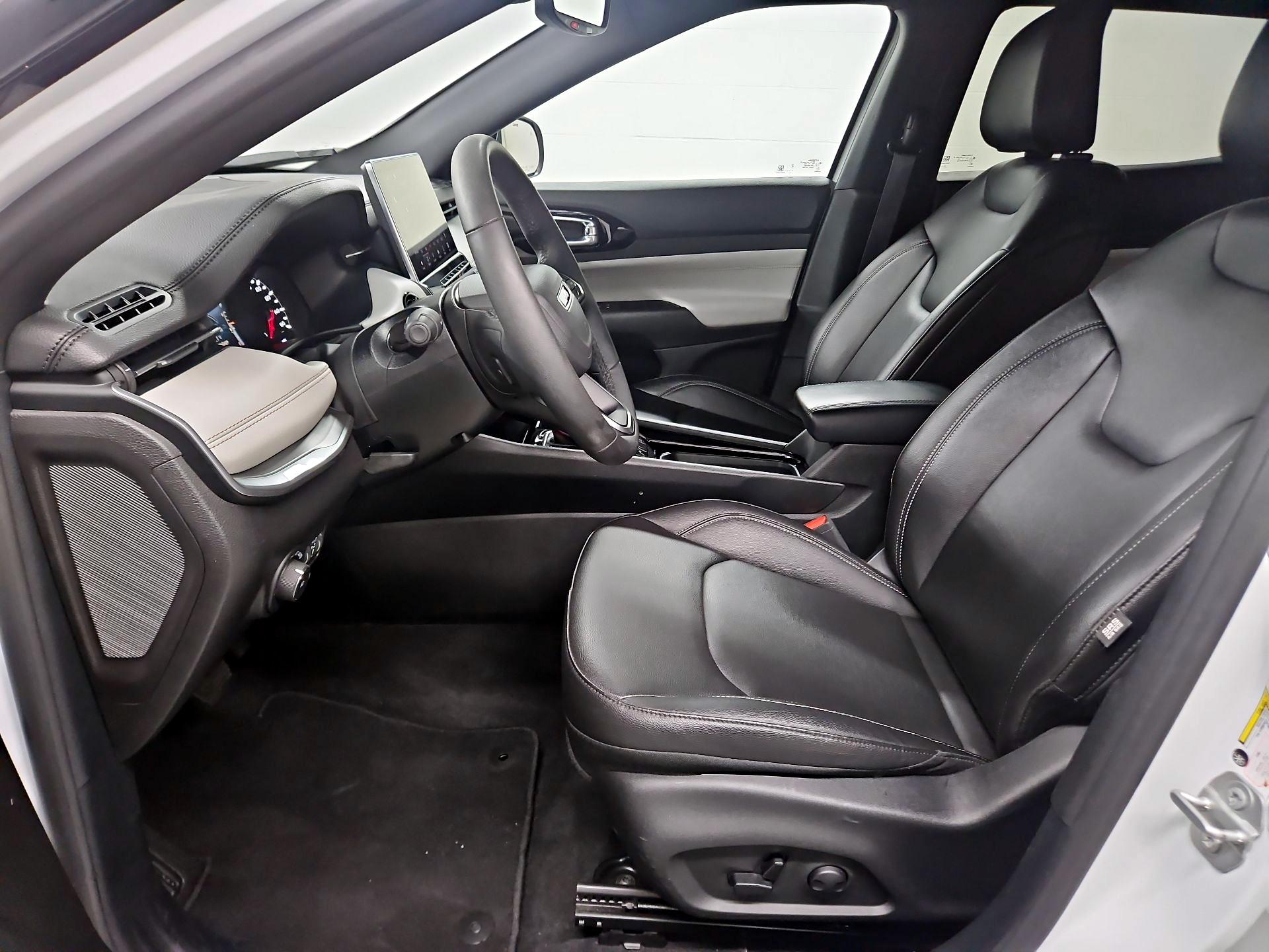 Thumbnail: 2025 Jeep Compass - 11