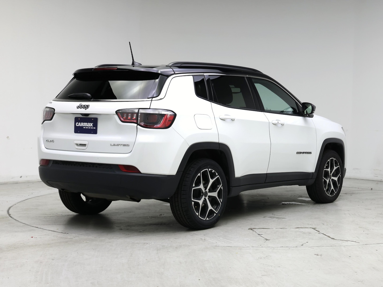 2025 Jeep Compass Limited - Photo 9
