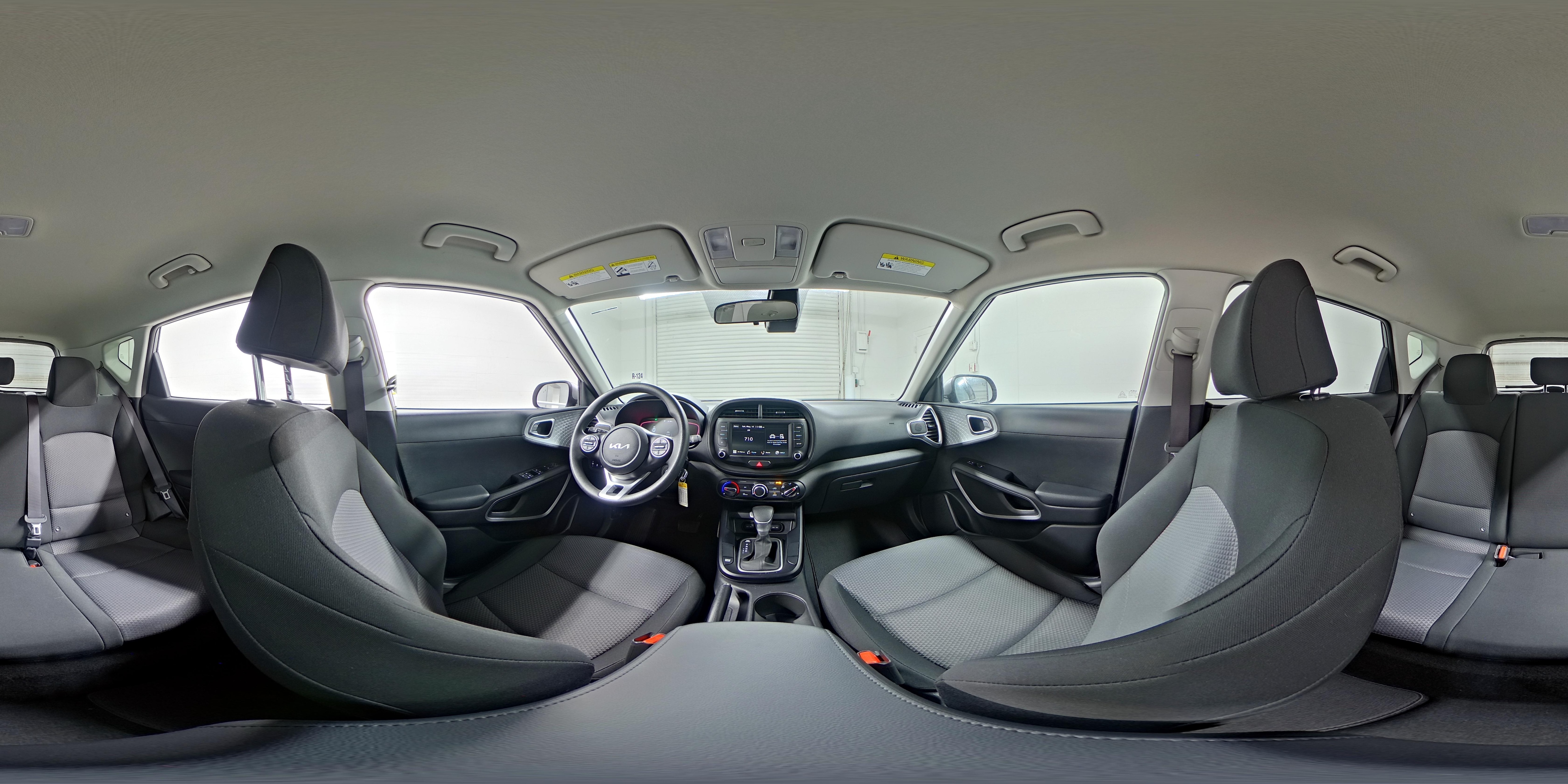 2025 Kia Soul LX - Photo 24