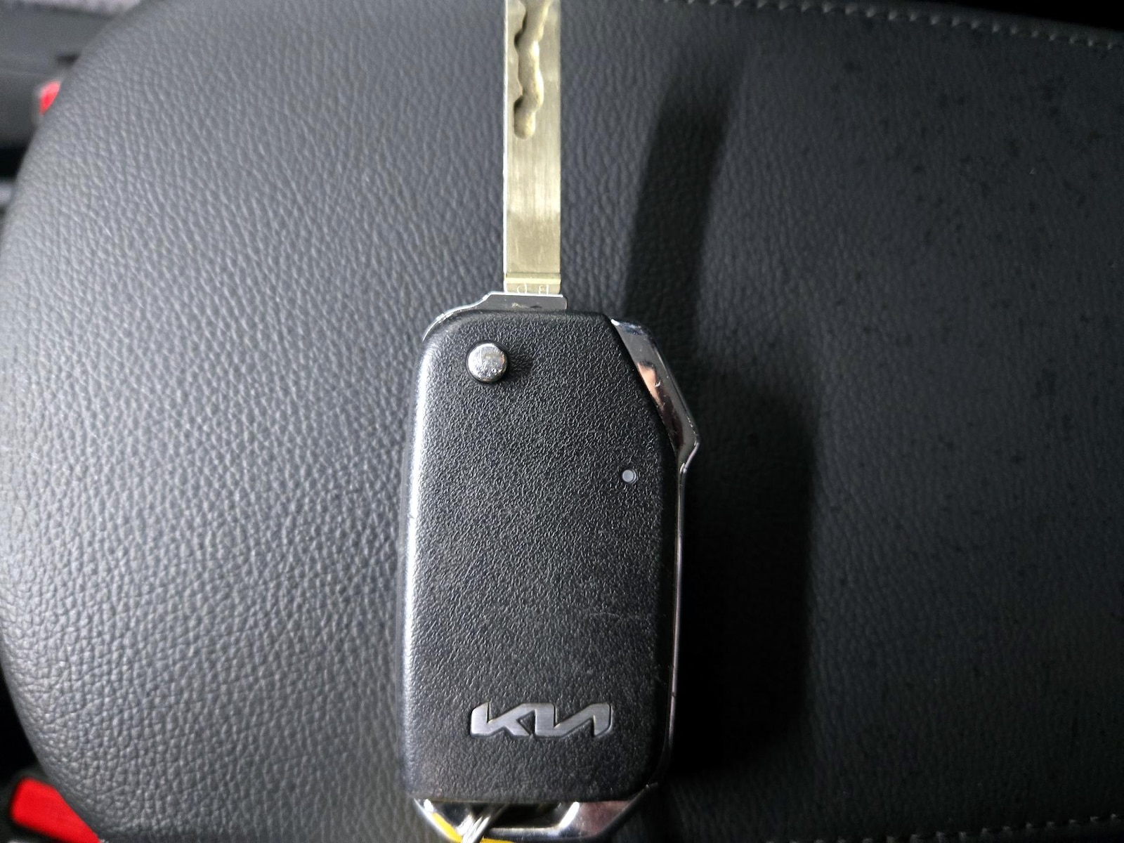 2025 Kia Soul LX - Photo 23