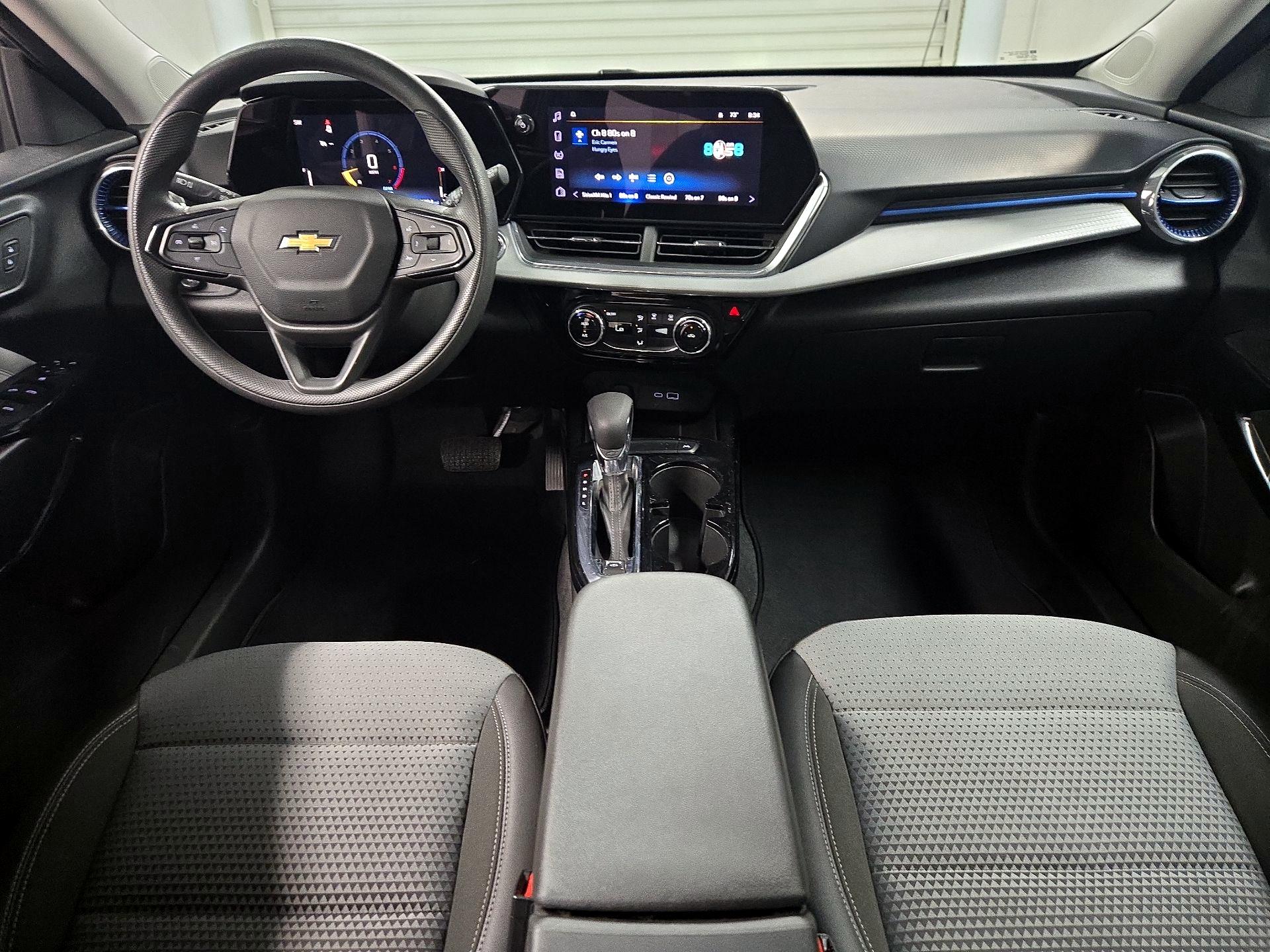Thumbnail: 2025 Chevrolet Trax - 9