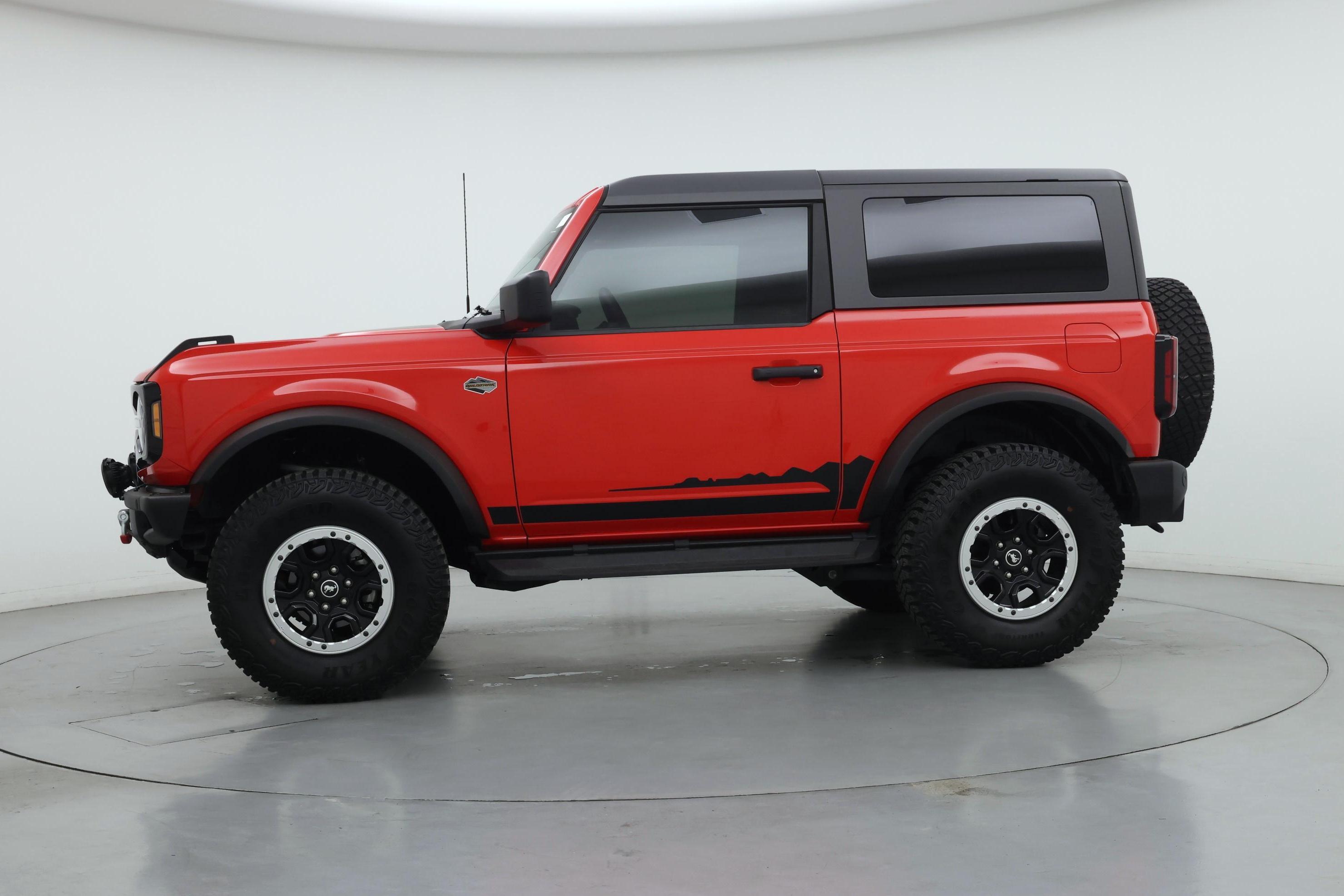 Thumbnail: 2022 Ford Bronco - 3