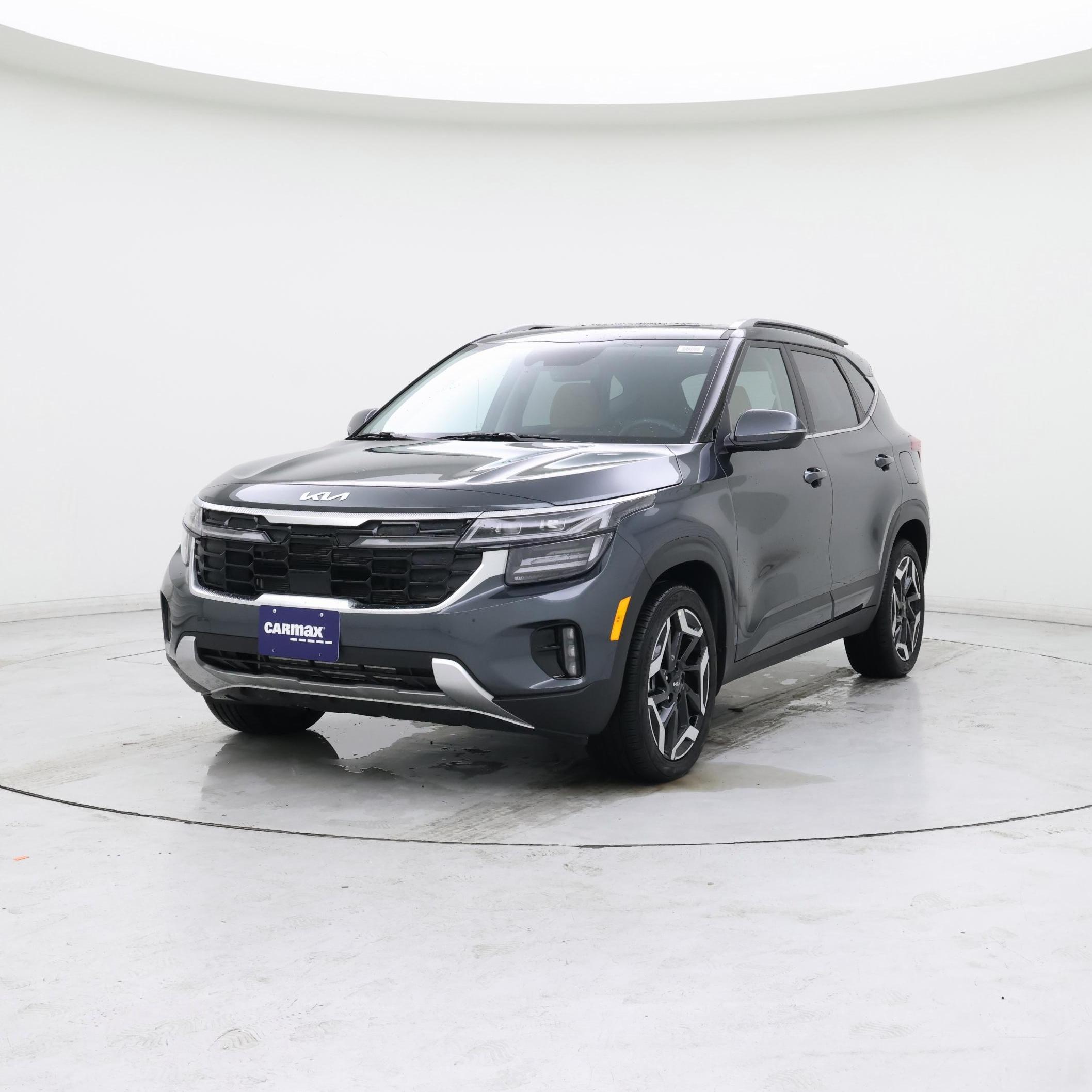 Thumbnail: 2024 Kia Seltos - 4