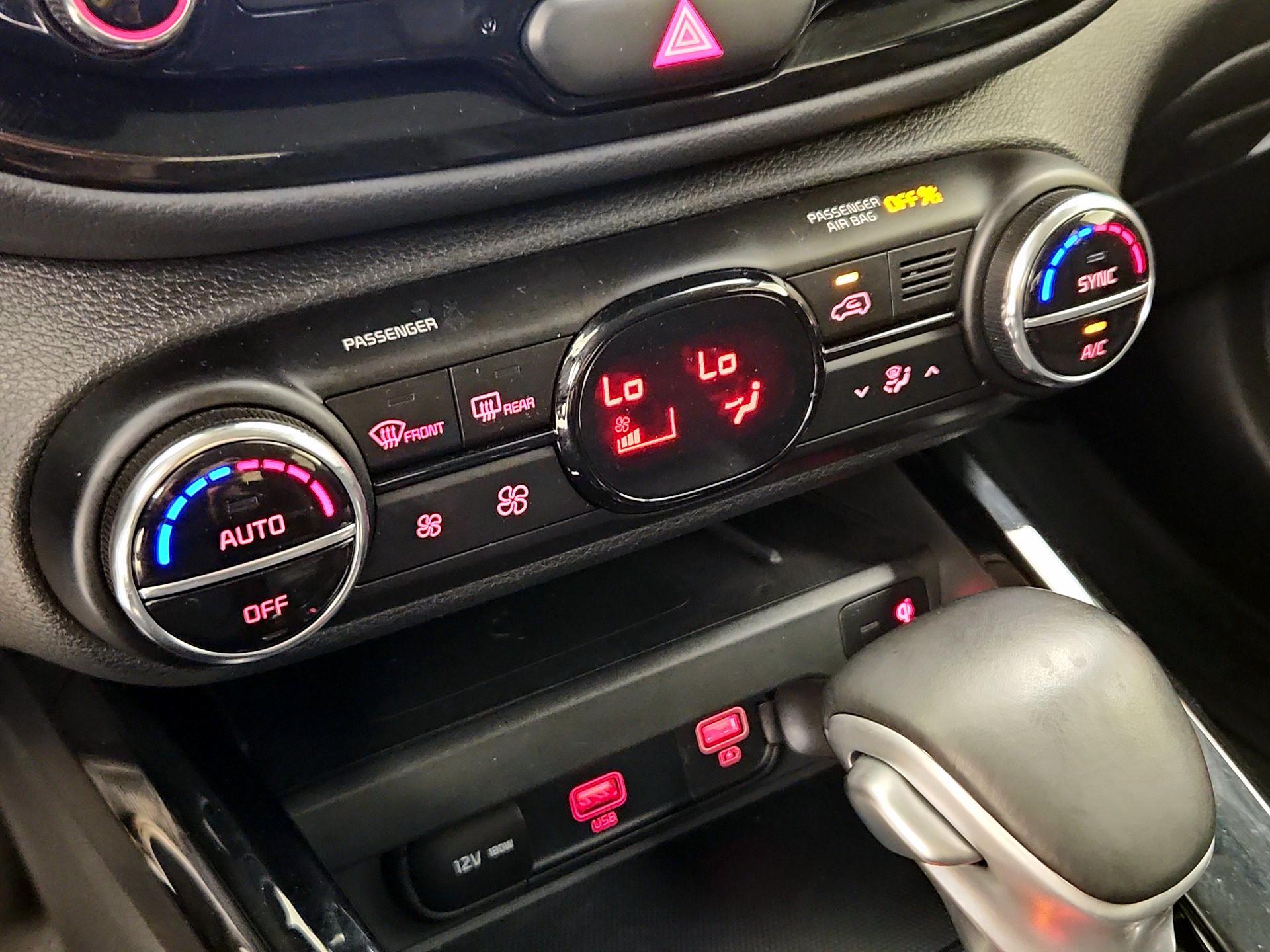 Thumbnail: 2021 Kia Soul - 17