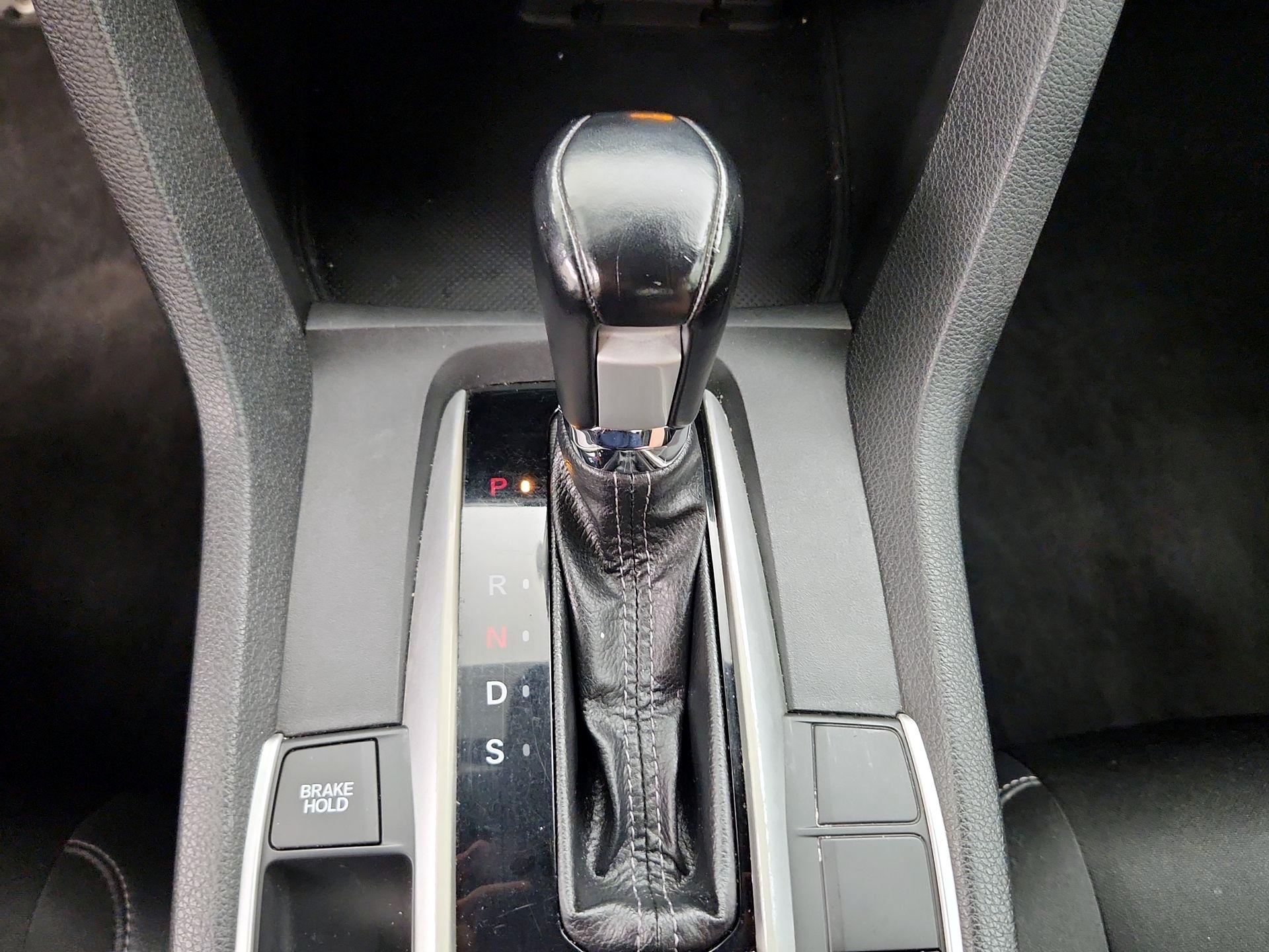 Thumbnail: 2019 Honda Civic - 17
